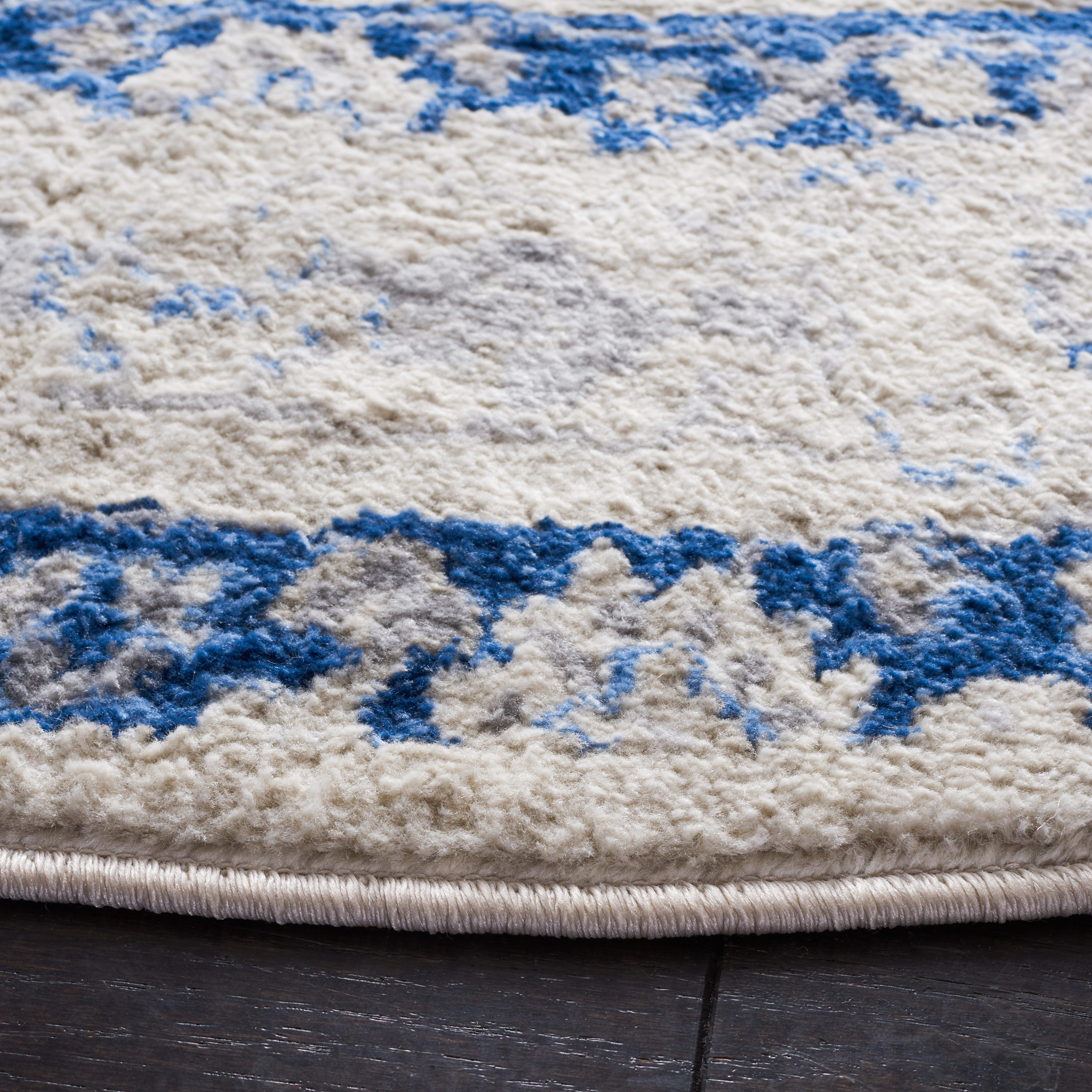 Safavieh BNT852C-7R rugs - View #3