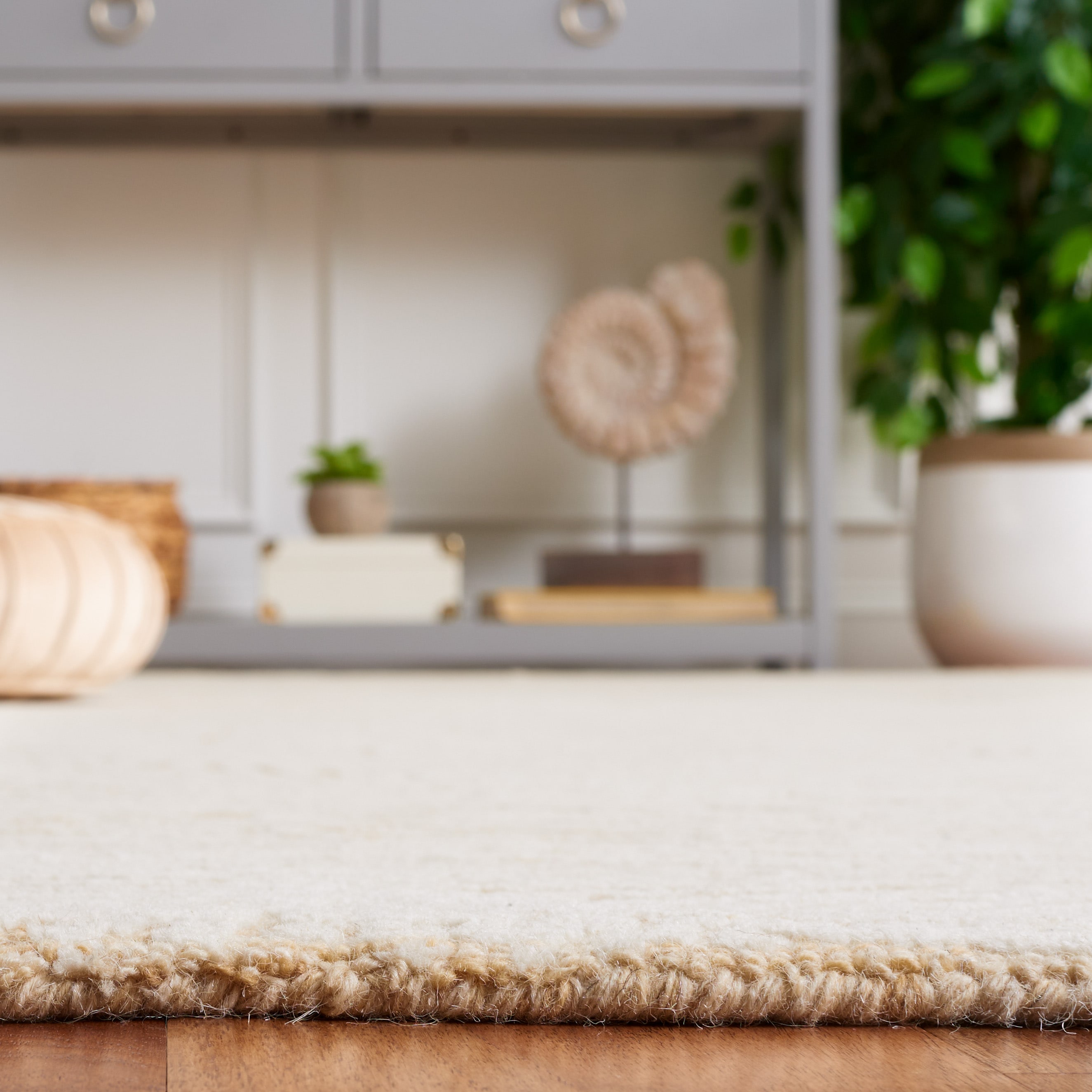 Safavieh EBN101D-4 rugs - View #4