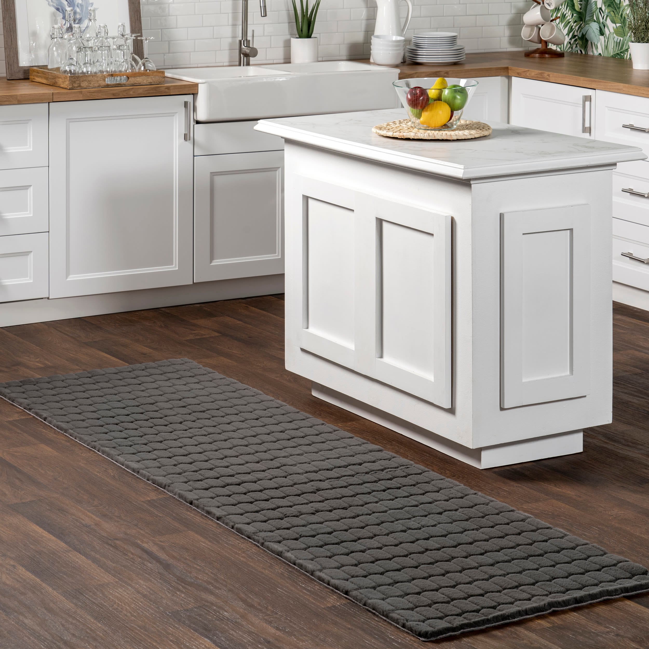 nuLOOM HJWR04B-2608 Nia 2 x 8 (ft) Loomed Polyester Gray Rectangular Indoor Solid Machine washable Runner rug