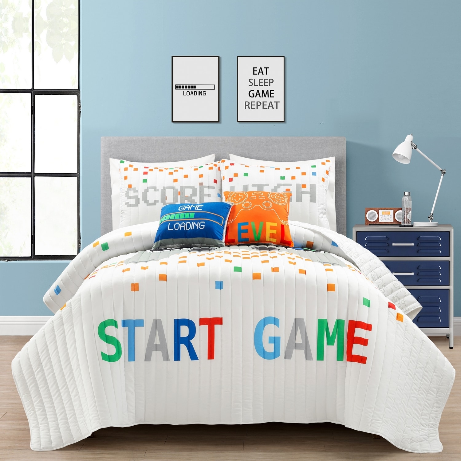 Lush Decor 21T013404 white Graphic print Reversible Full/Queen Quilt