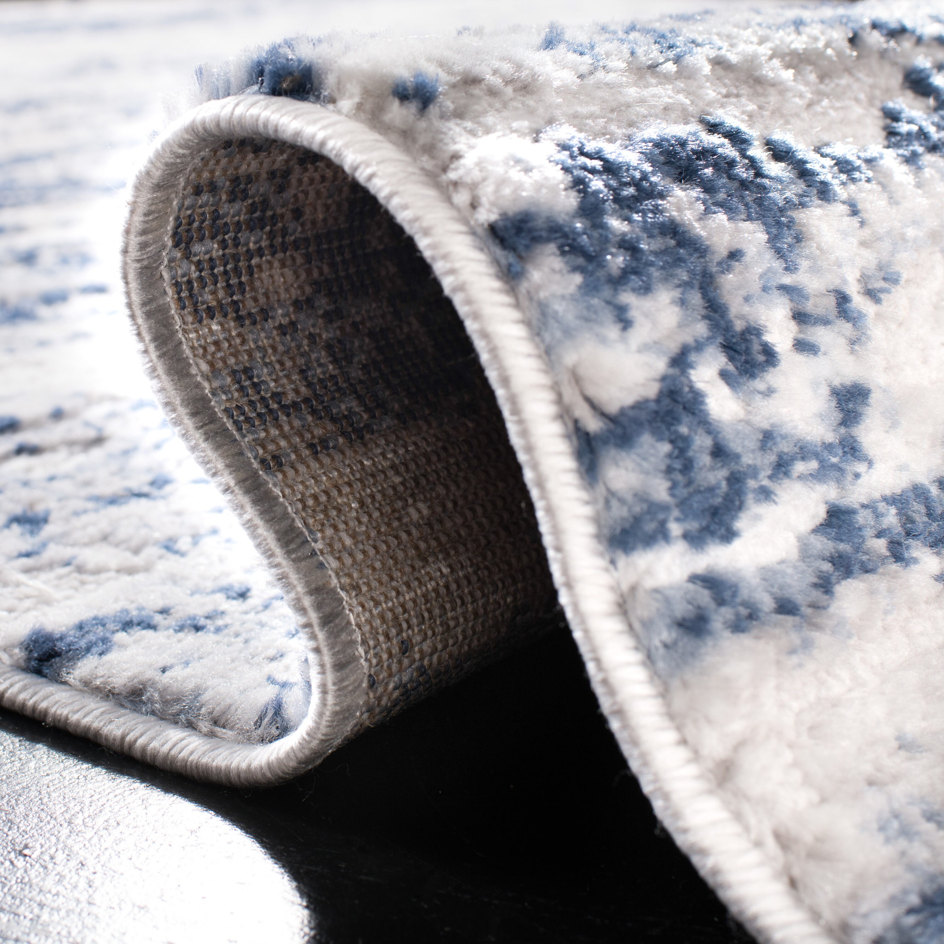 Safavieh ALA768B-9SQ rugs - View #6