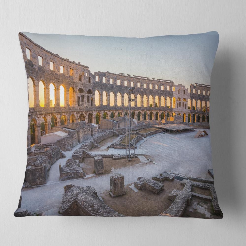 Designart CU11050-18-18 18-in x 18-in Blue Square Indoor Decorative Pillow