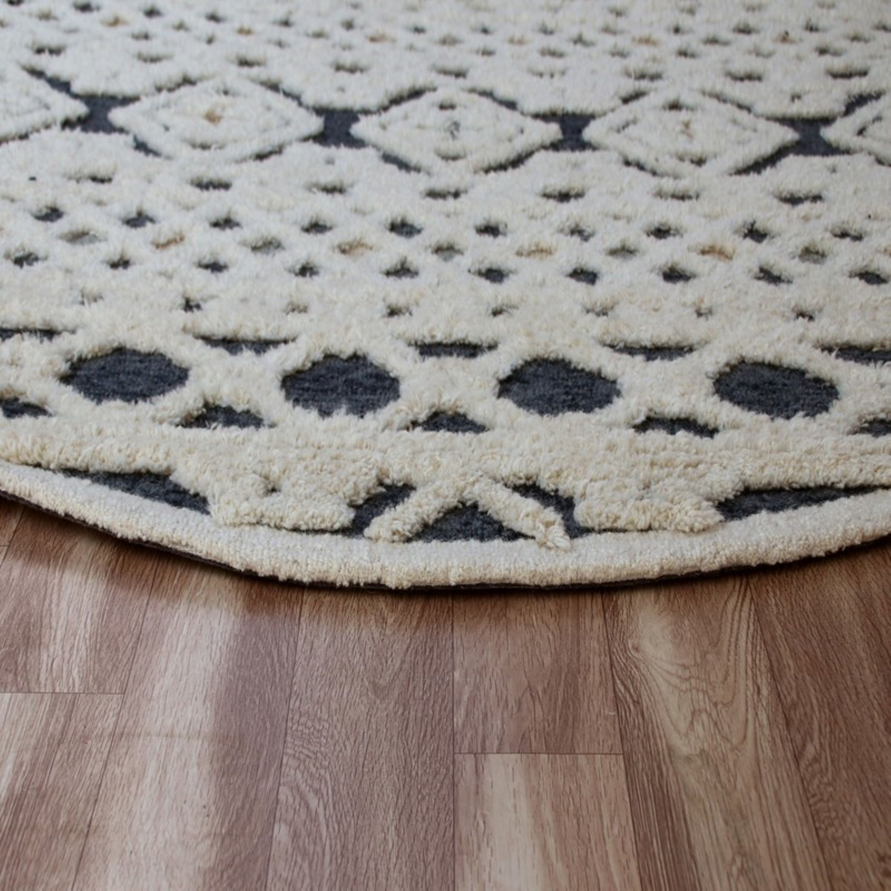LR Home 3924A0084934J8 rugs - View #5