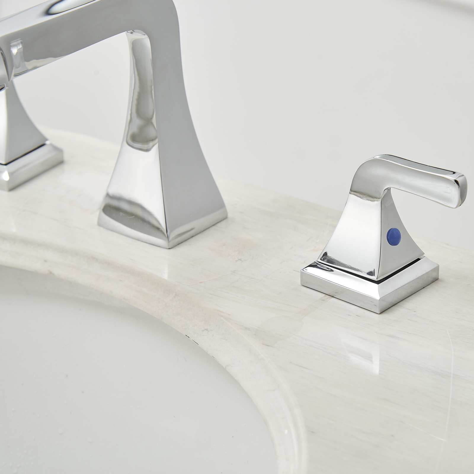 Polished Chrome Widespread 2-Handle Bathroom Sink Faucet