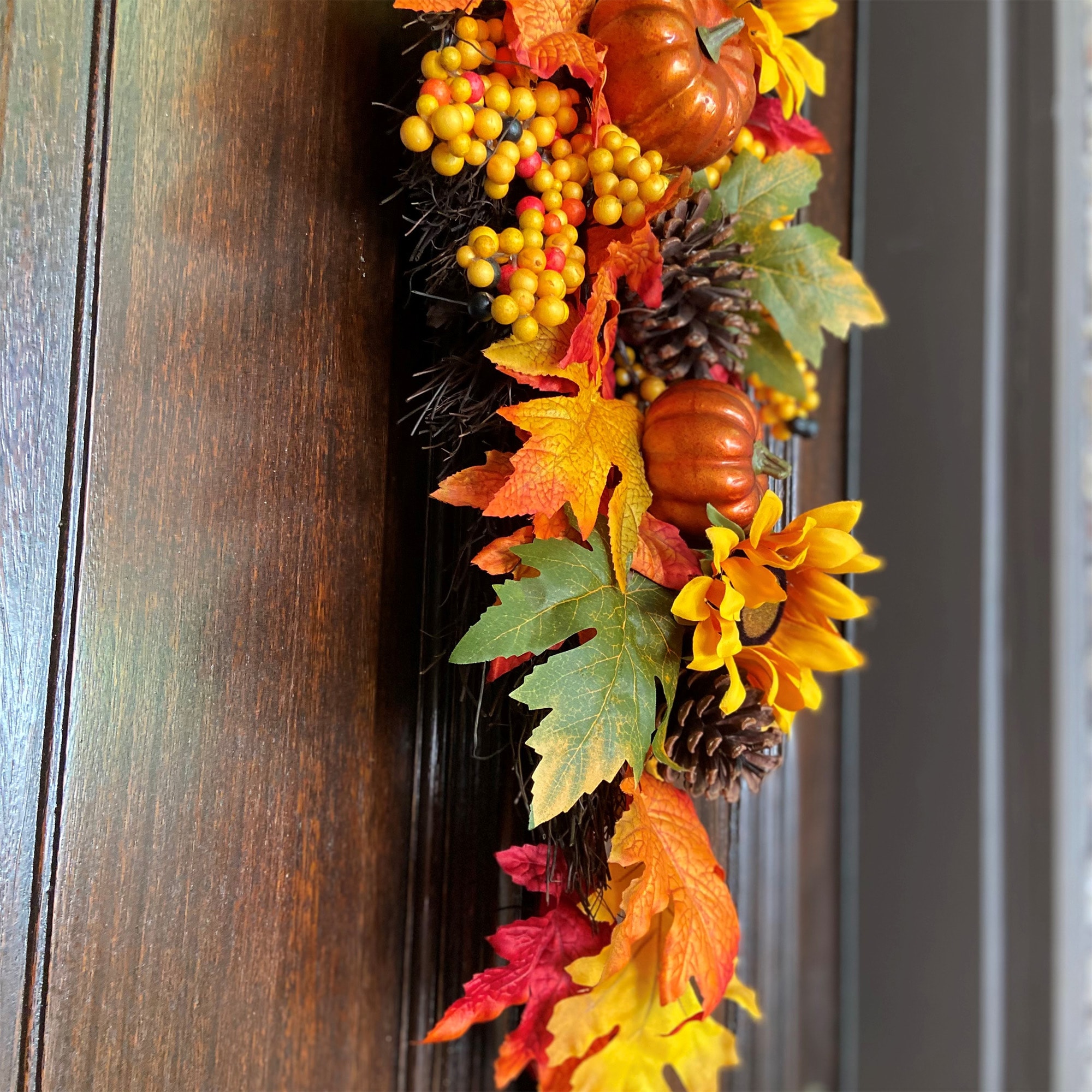 Haute Decor DHSW3201 Artificial-Thanksgiving-Wreaths - View #5