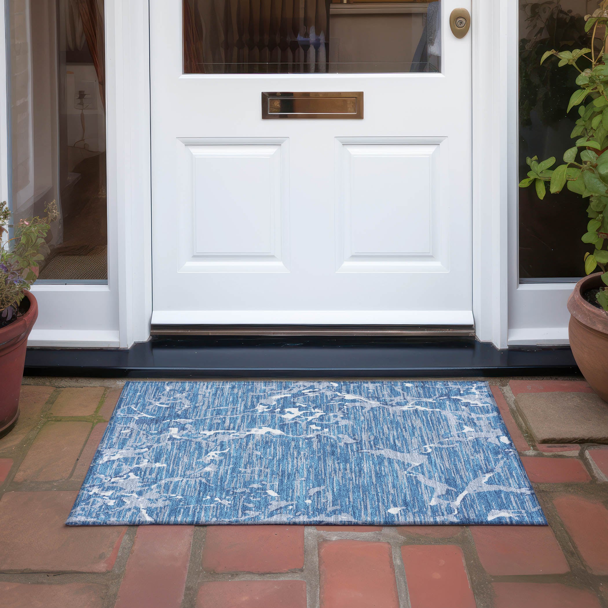 Blue Abstract Washable Synthetic Indoor/Outdoor Area Rug