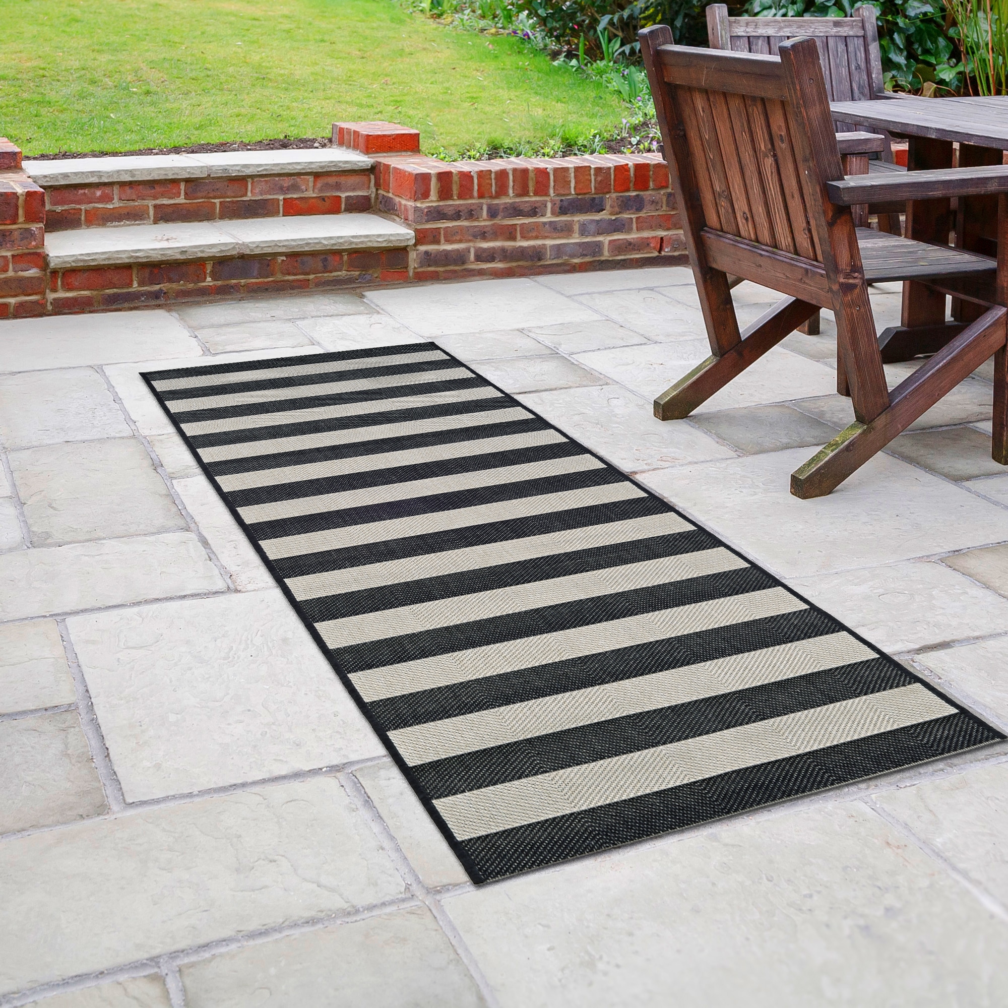 Couristan Afuera 2 X 10 (ft) Onyx-ivory Indoor/Outdoor Stripe Runner ...