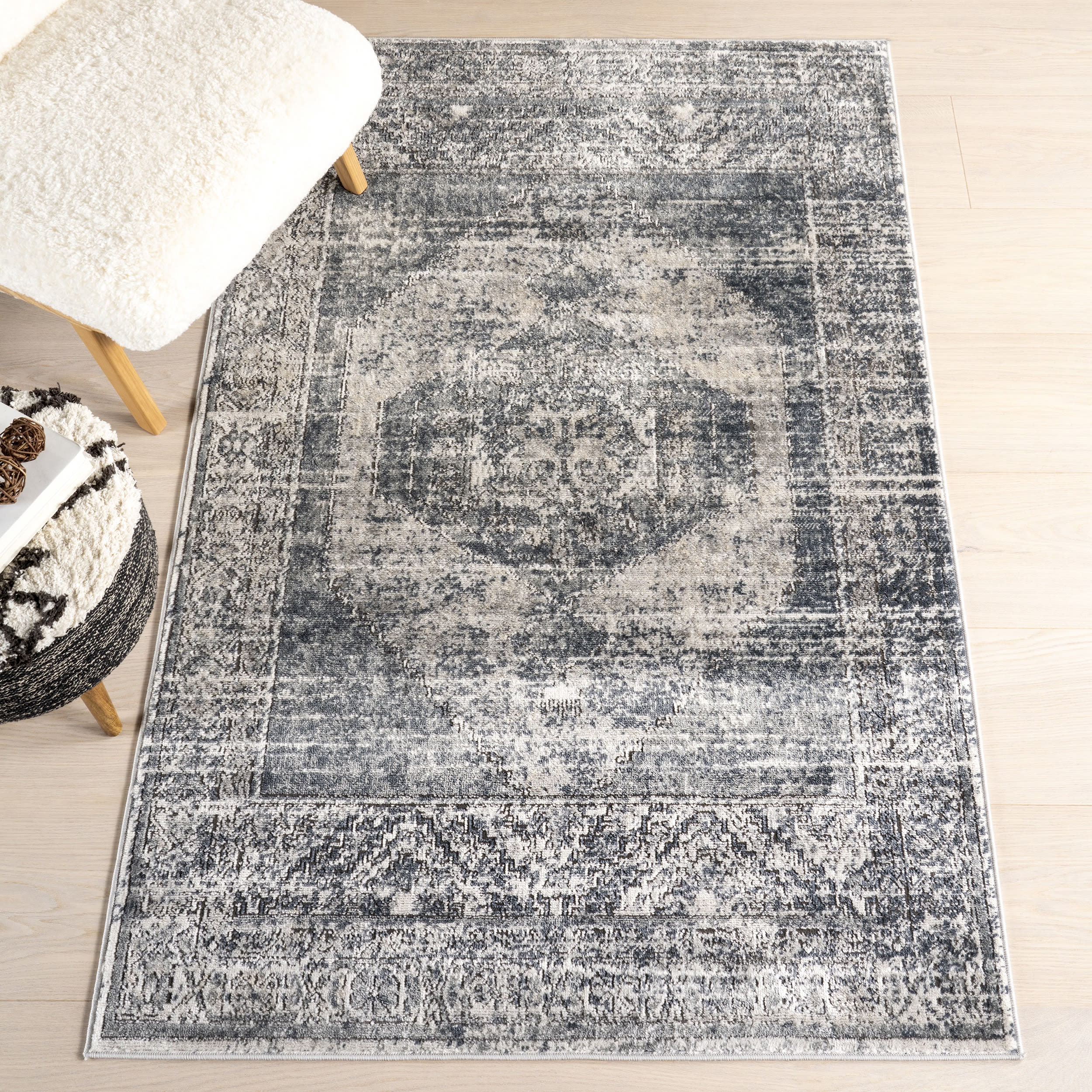 nuLOOM KKNT04A-305 Entice 3 x 5 (ft) Loomed Synthetic Blue Rectangular Indoor Medallion Area rug
