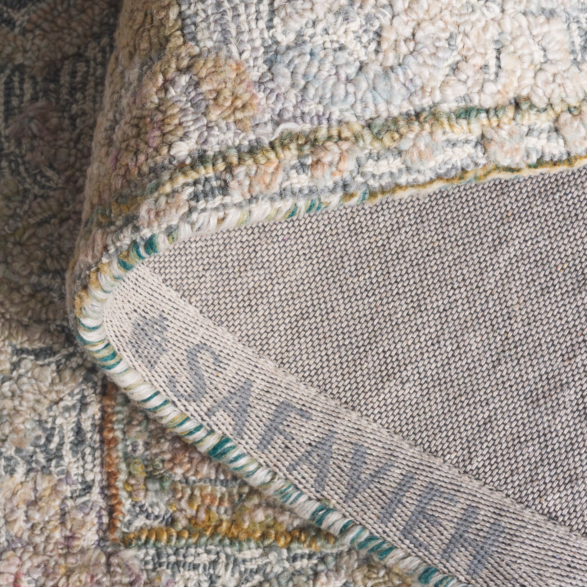 Safavieh MRQ103Y-4 rugs - View #6
