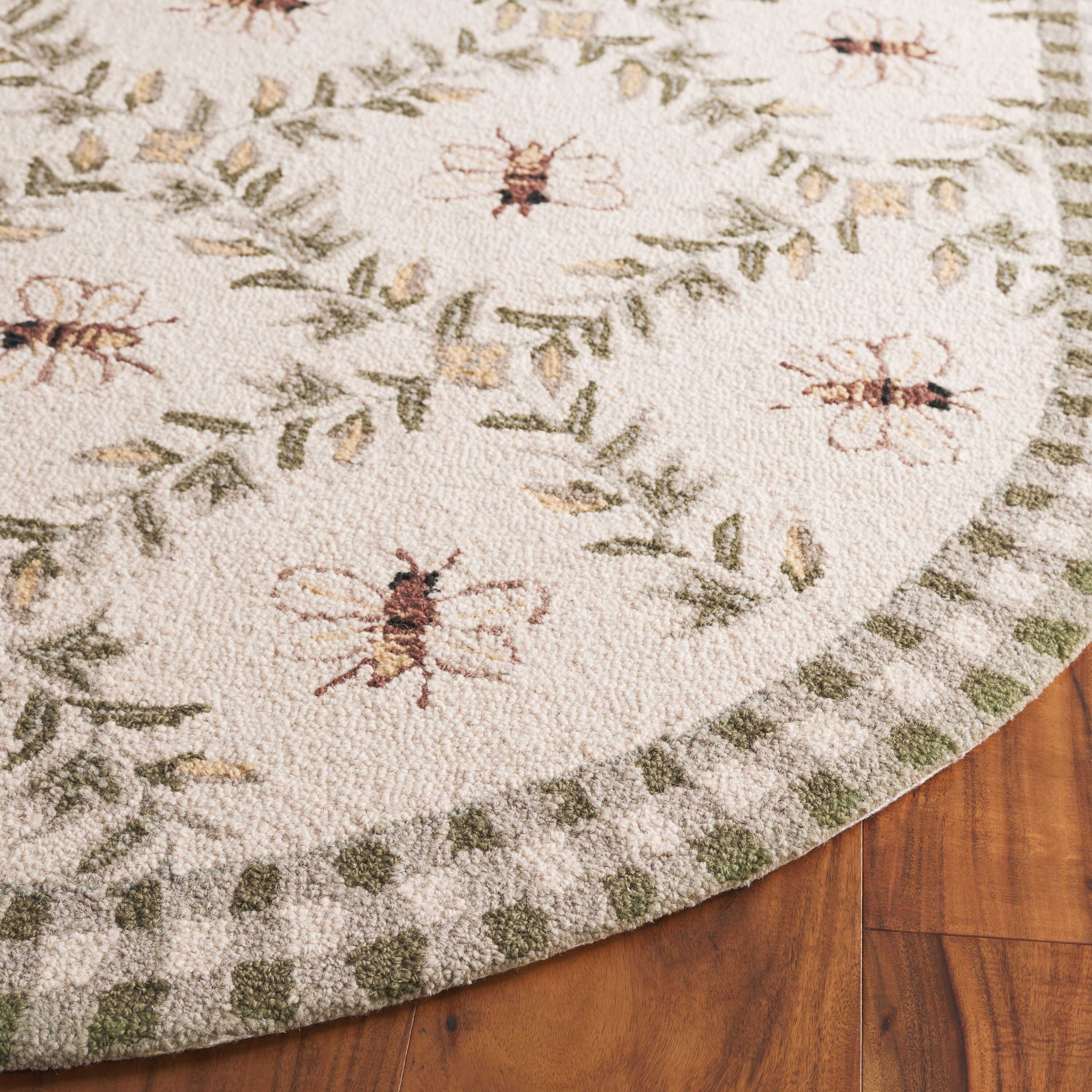Safavieh HK55A-5R rugs - View #3