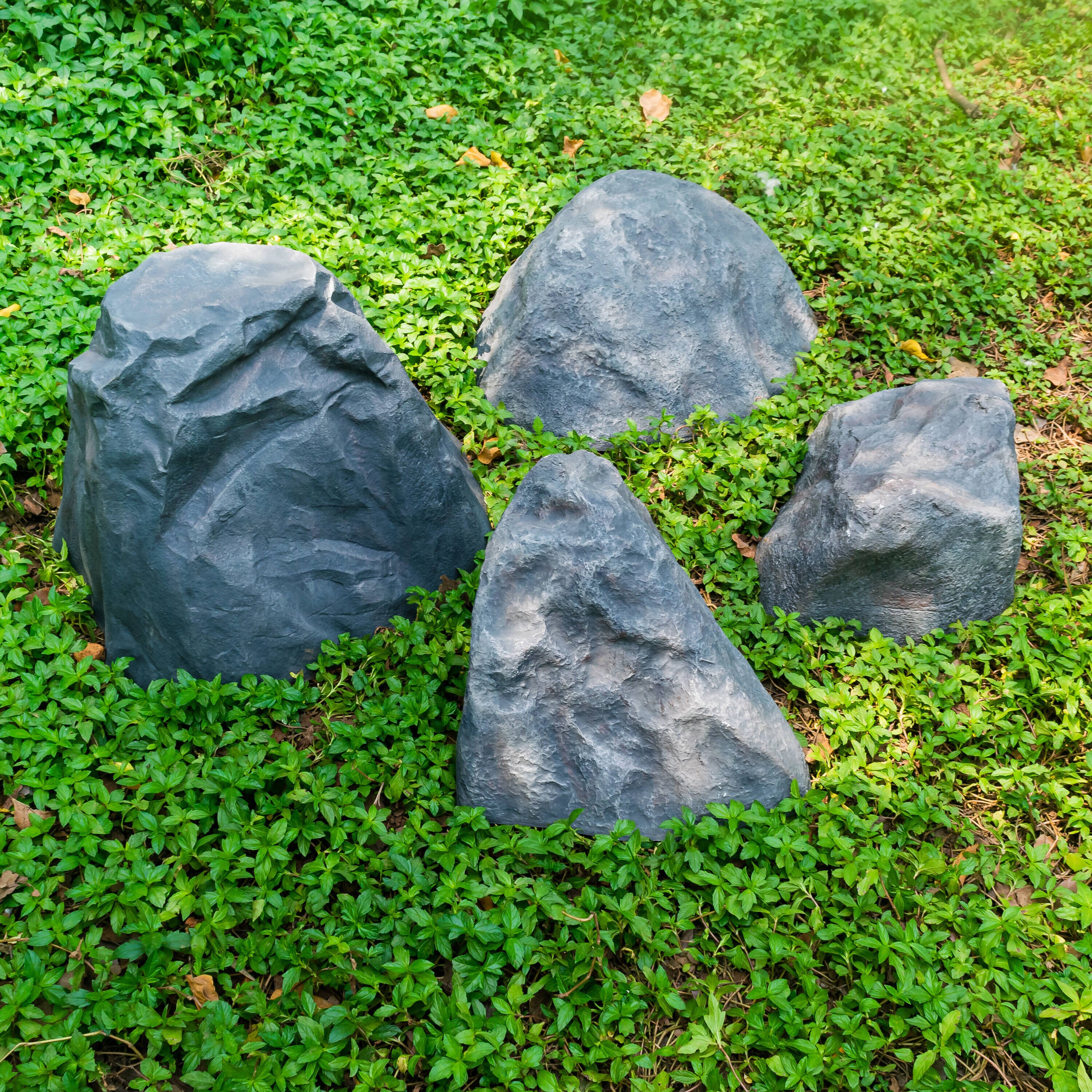 Gardenised 25lb 10.5lb Mixed Gray Decorative Rock in the Landscaping