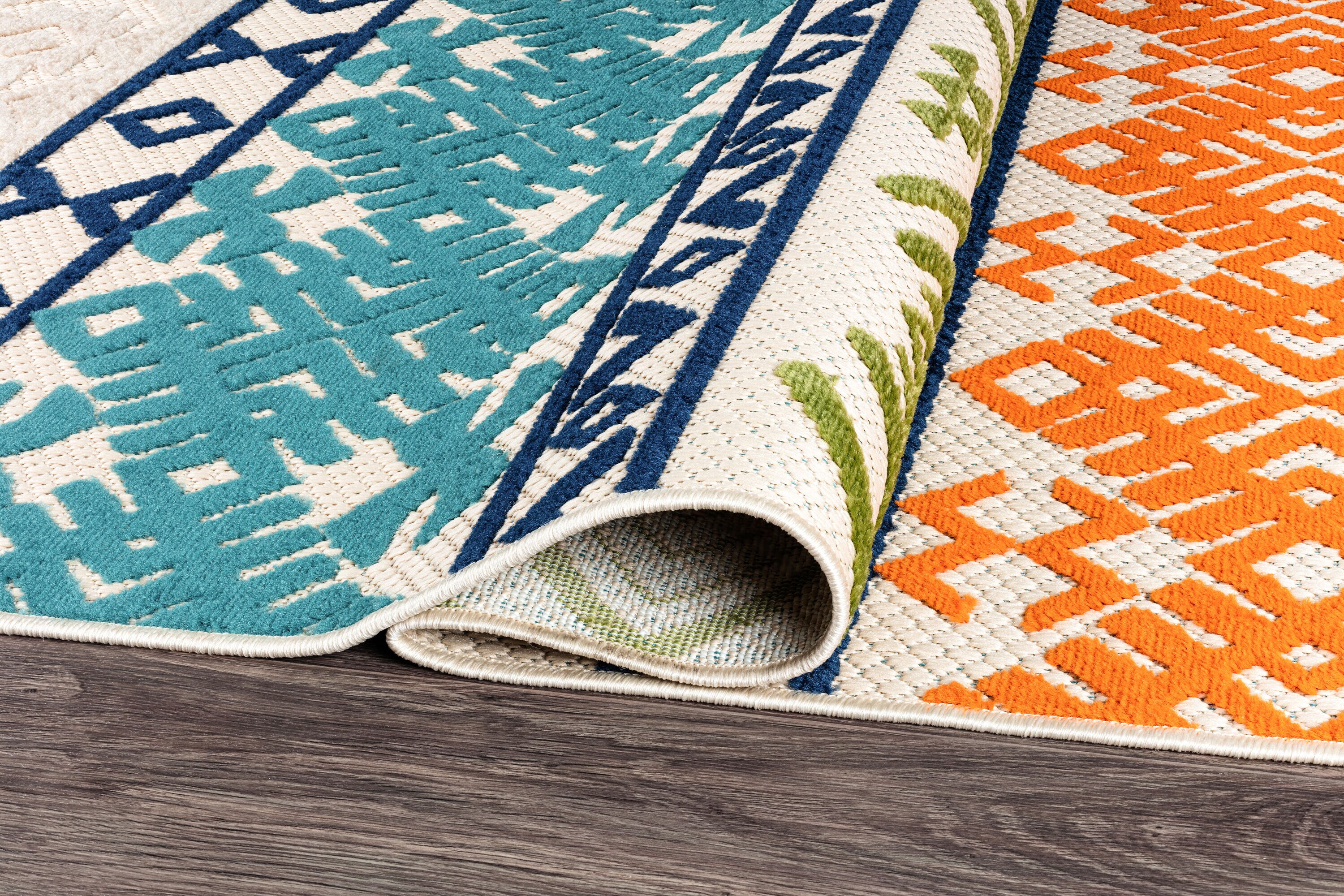 Vienna Bohemian Multicolor Synthetic Indoor/Outdoor Area Rug 5' x 7'