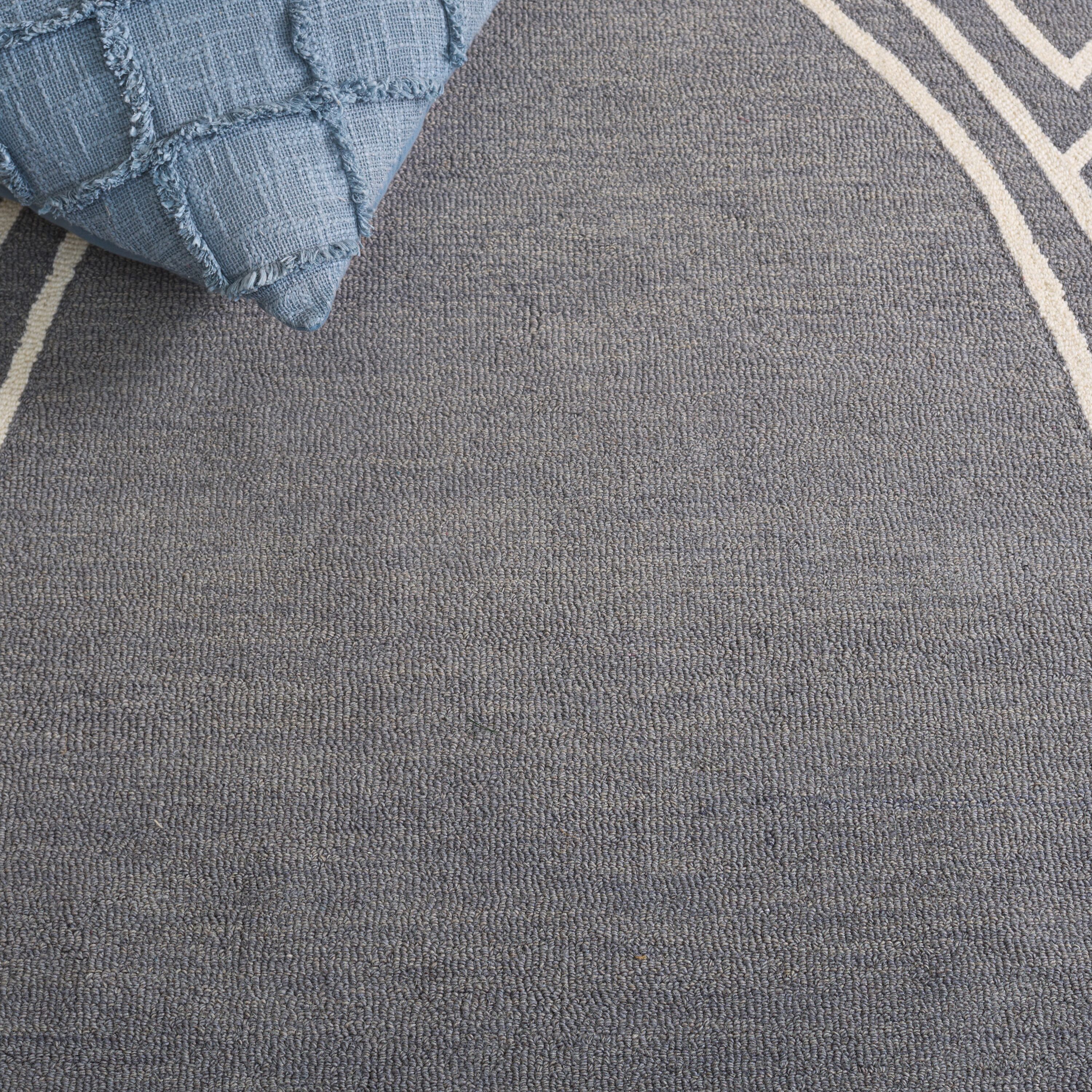 Safavieh NOV109F-6OV rugs - View #7