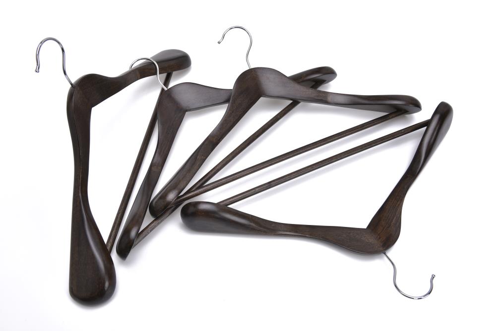 StorageWorks 6-Pack Wood Non-slip Grip Clothing Hanger (Walnut) at