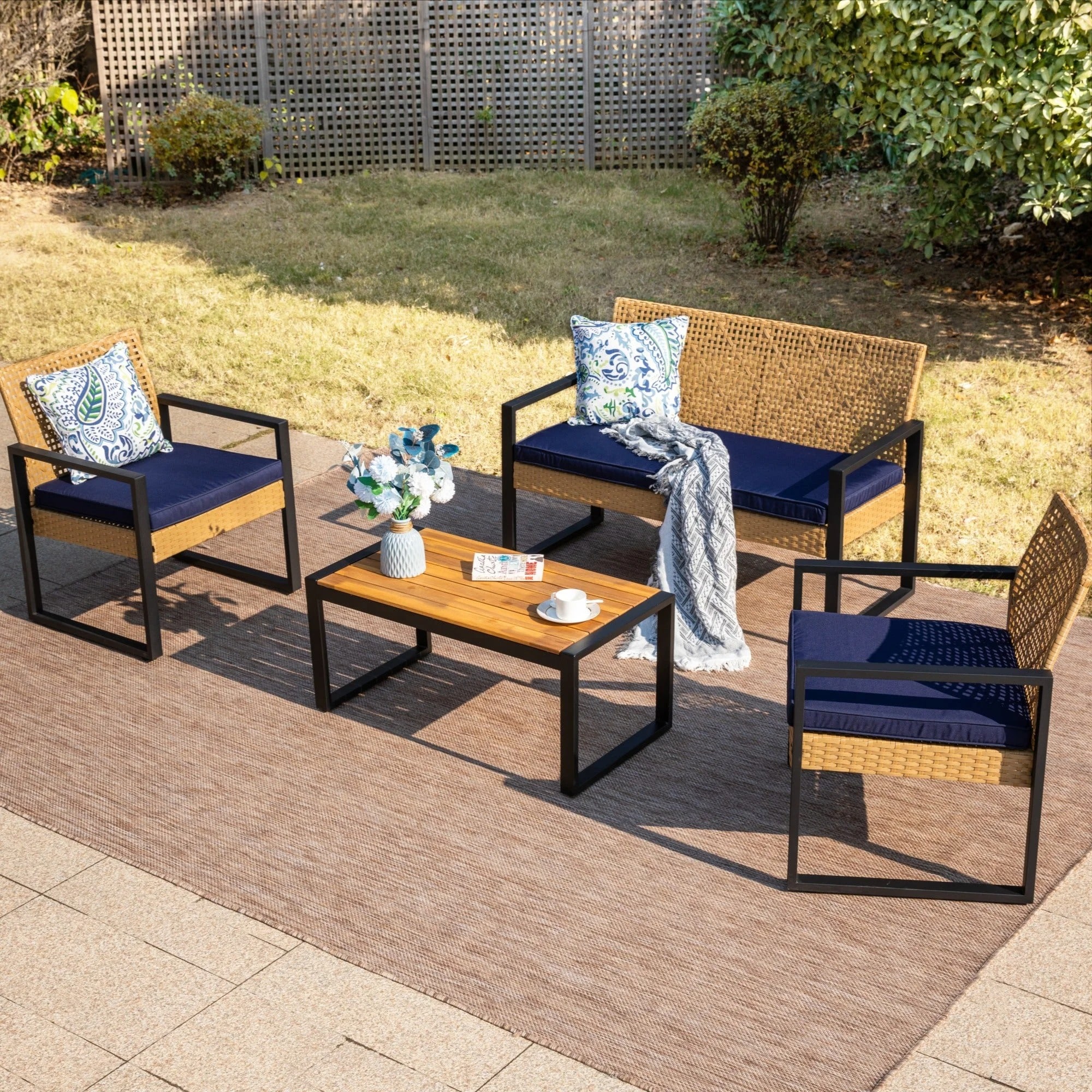 Sunshine Valley PV-462-YNB Patio Conversation Sets 4 -Piece Wicker Patio Conversation Set with Navy Cushions
