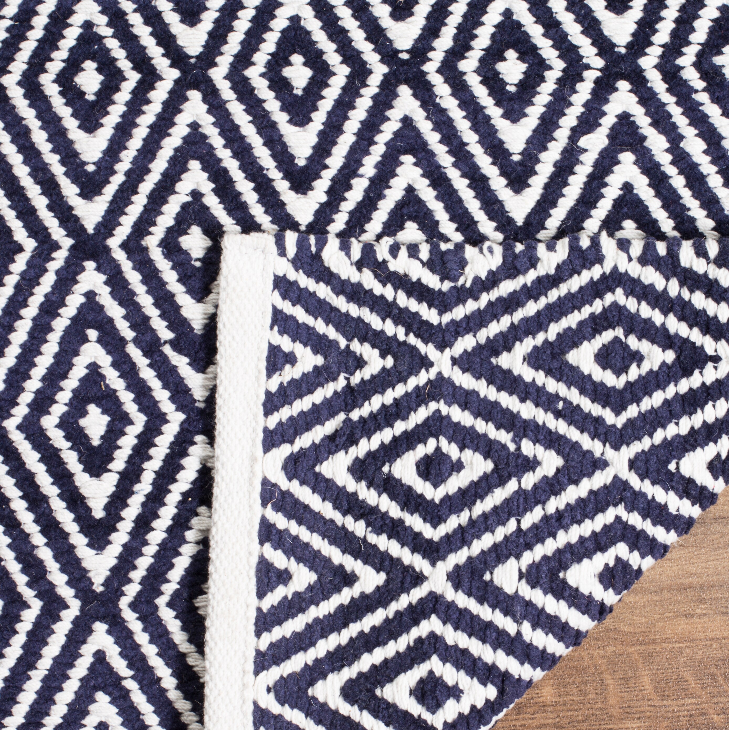 Safavieh BOS682D-4 rugs - View #2