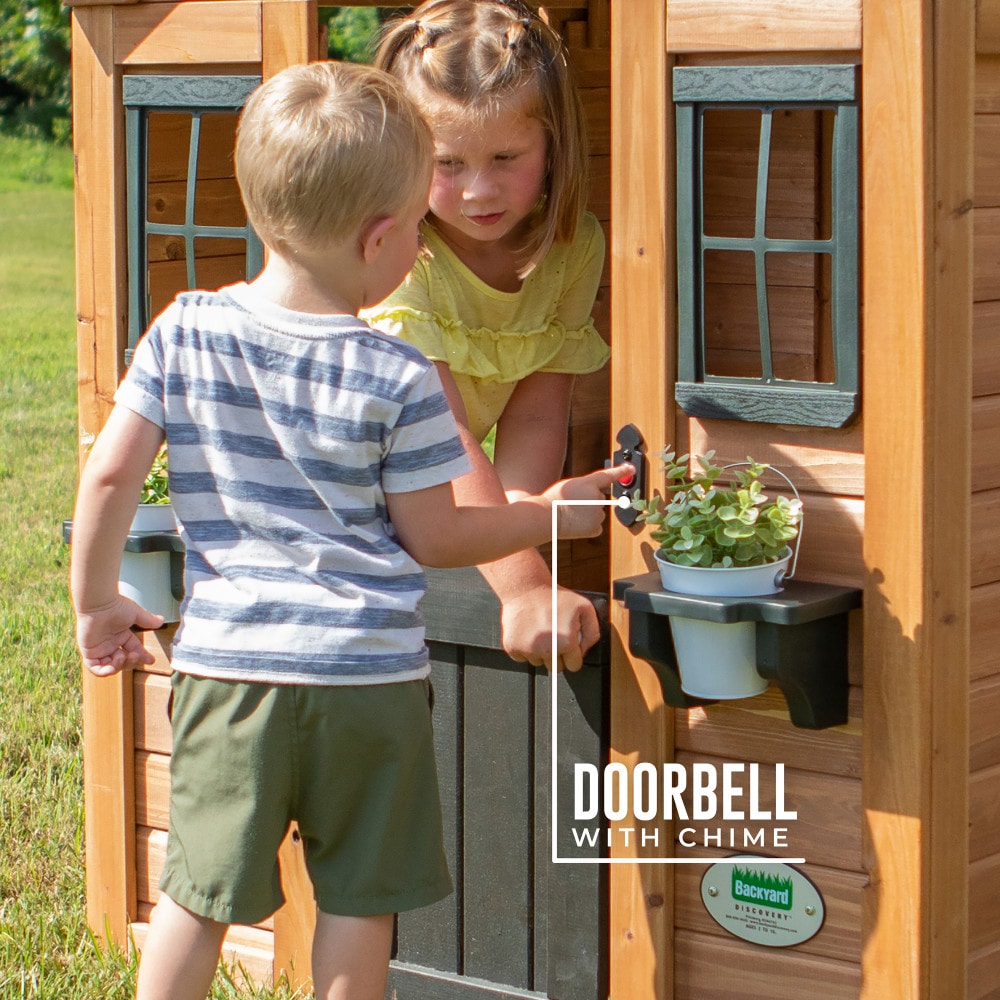 Backyard Discovery 2001312COM playhouses - View #4
