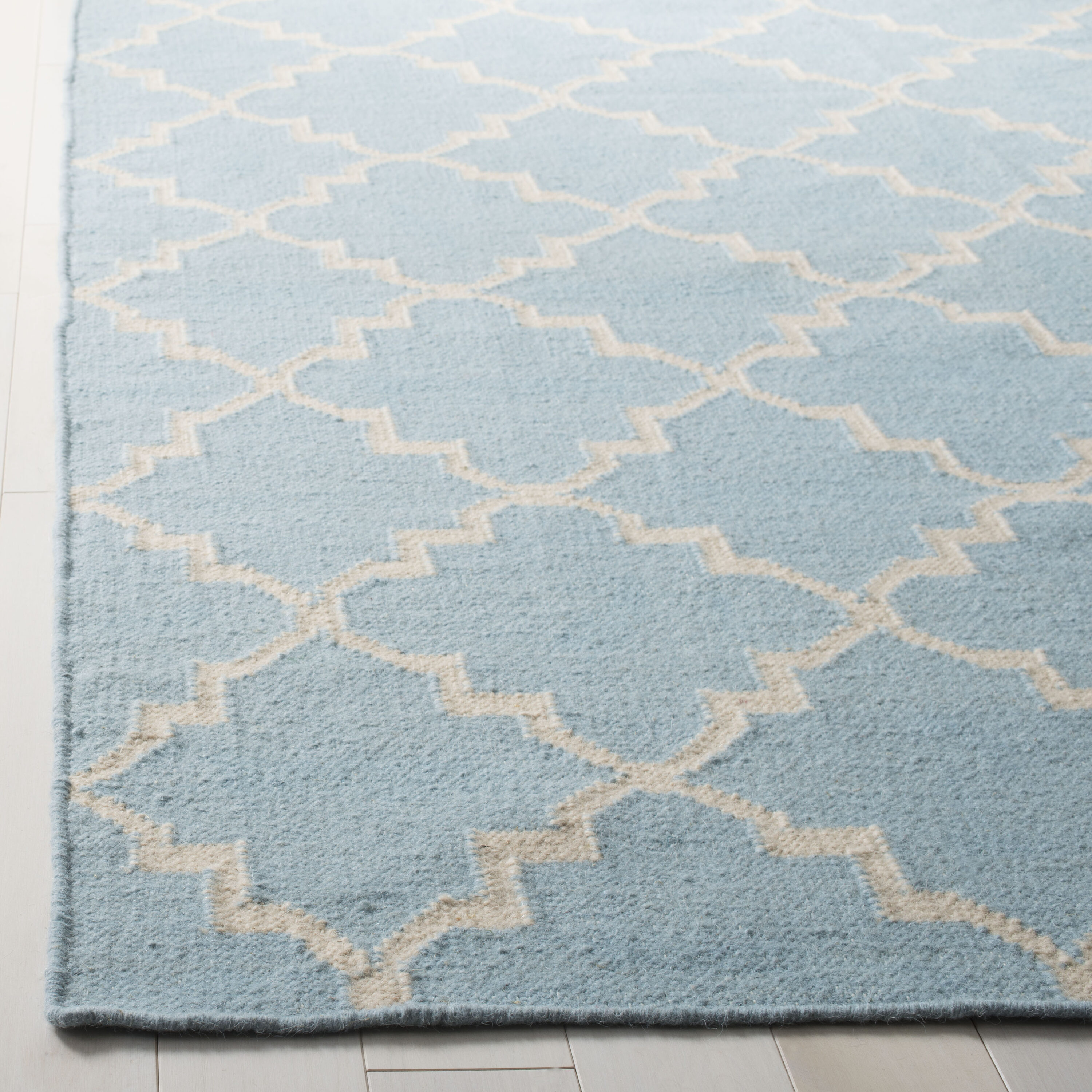 Safavieh DHU554B-4 rugs - View #4