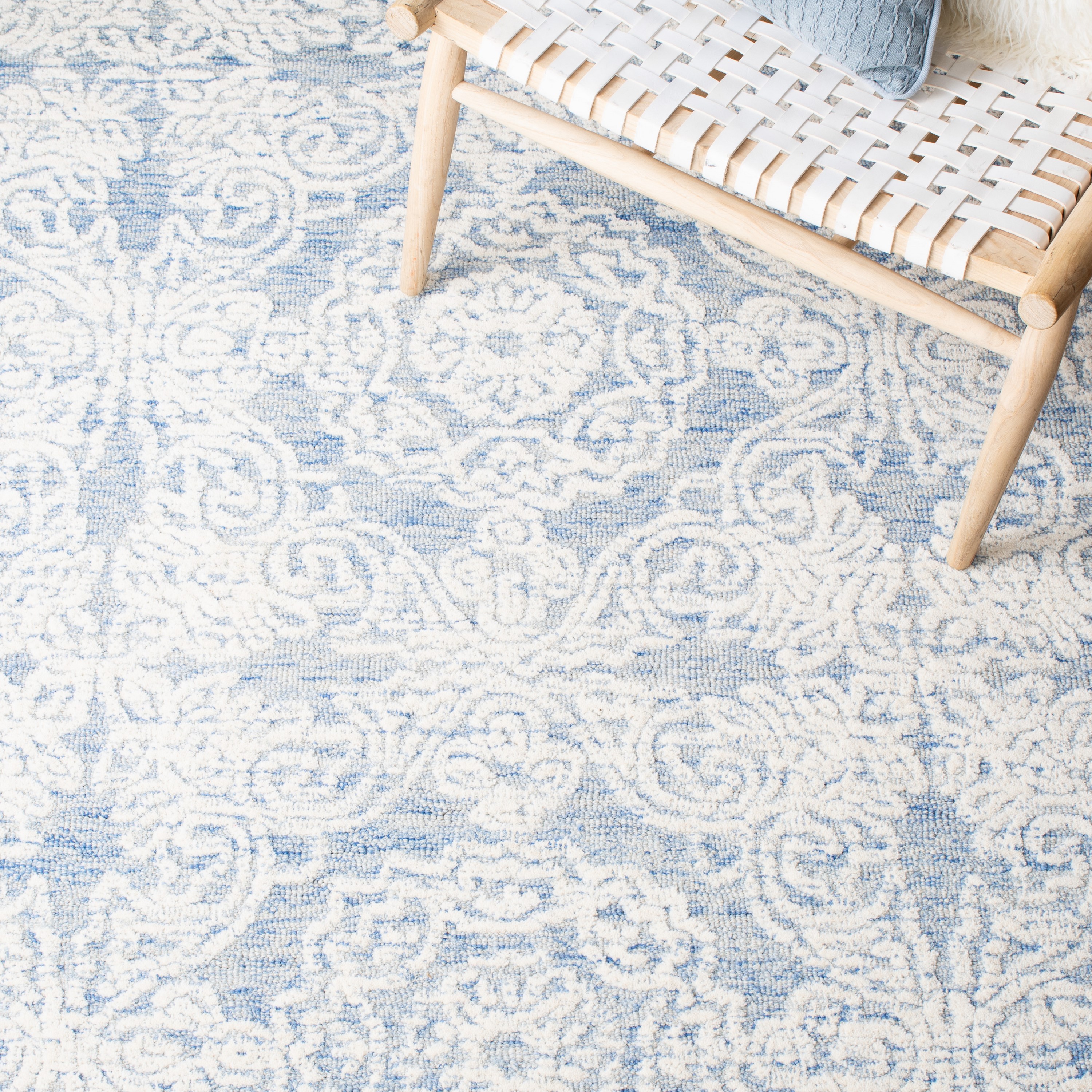 Safavieh MET997M-28 rugs - View #6