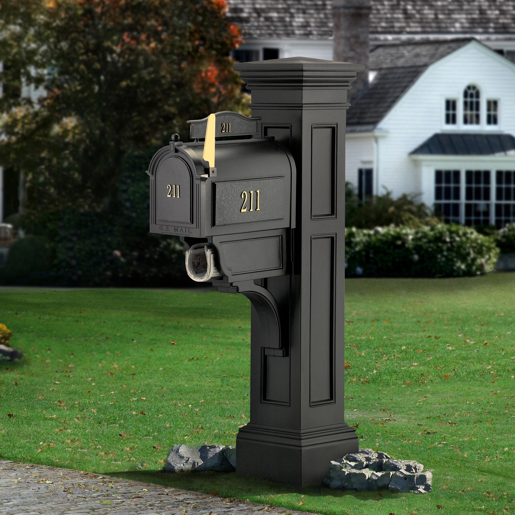 Mayne 5805-B Mailbox-Posts - View #2