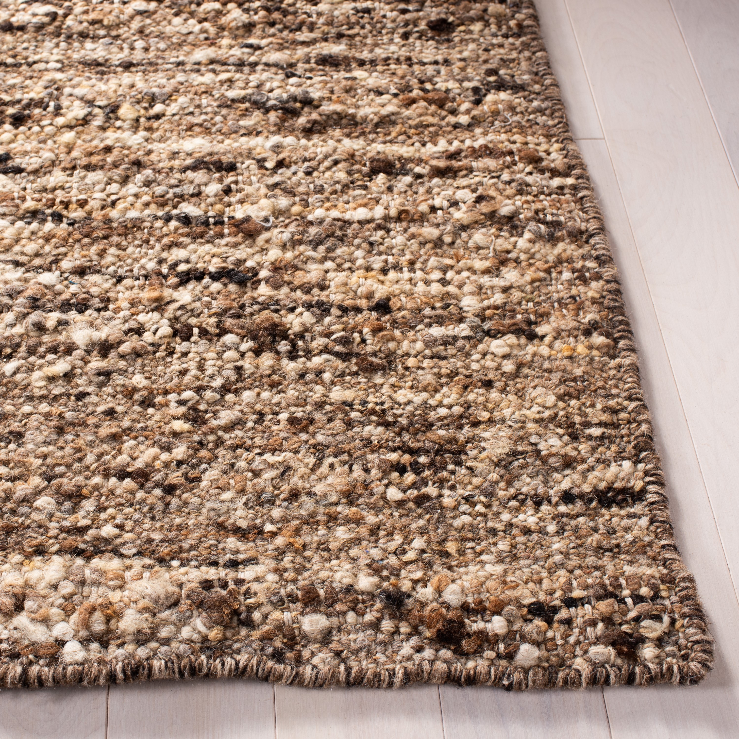 Beige and Taupe Handmade Wool Area Rug, 3' x 5'