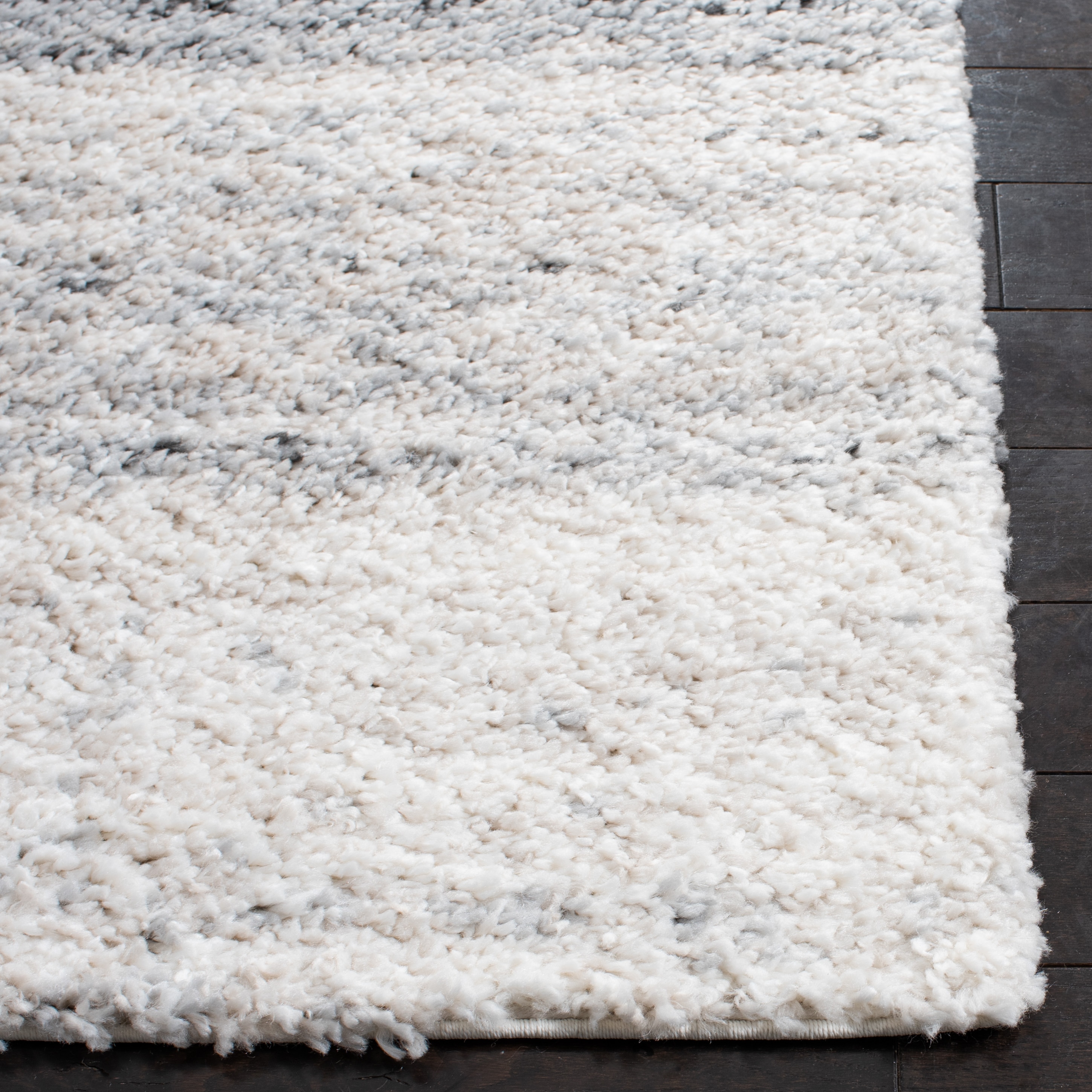 Safavieh BER414F-7SQ rugs - View #2