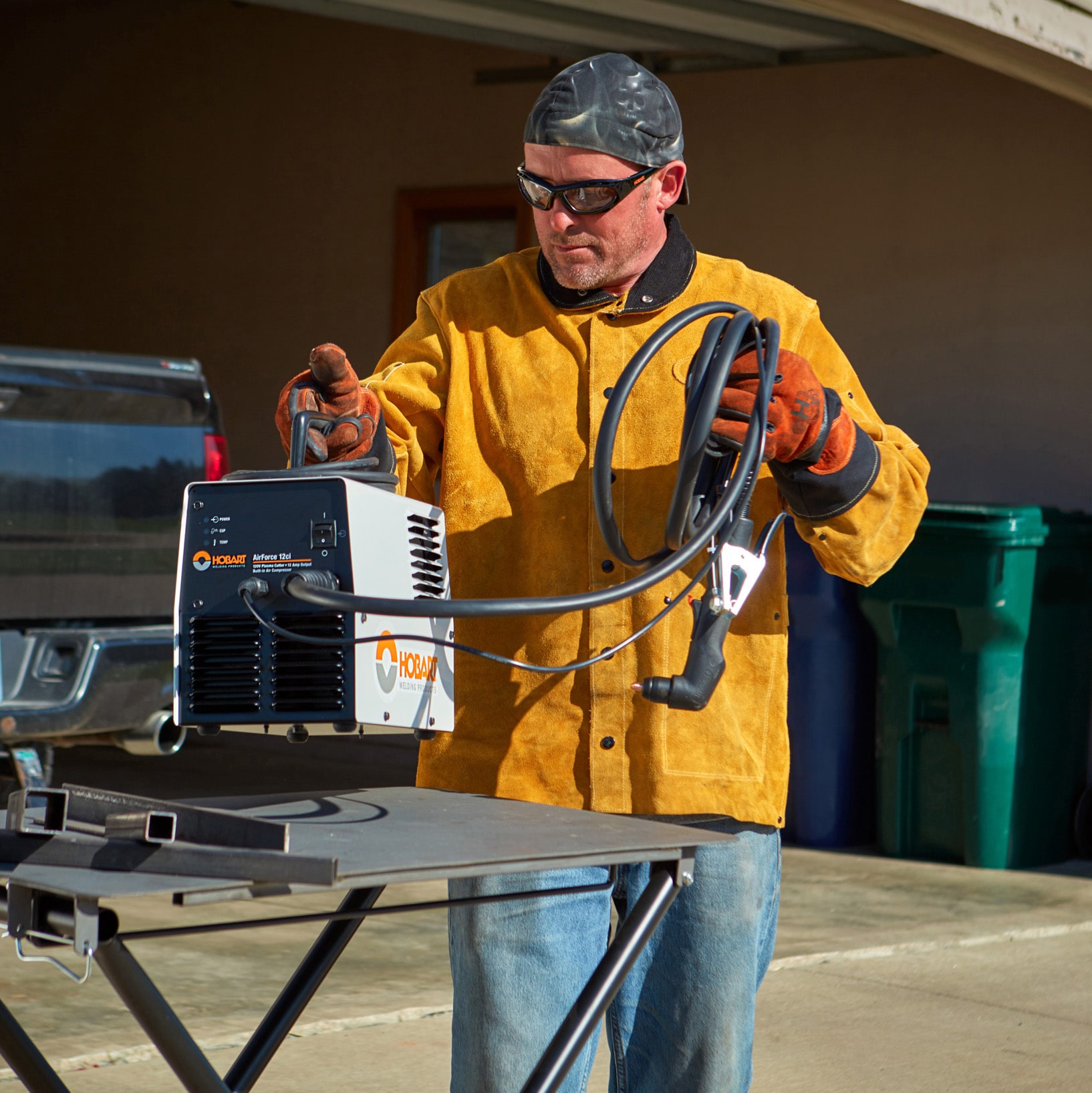 Hobart 12-AMP 120-Volt Plasma Cutter with Air Compressor 500564 at ...