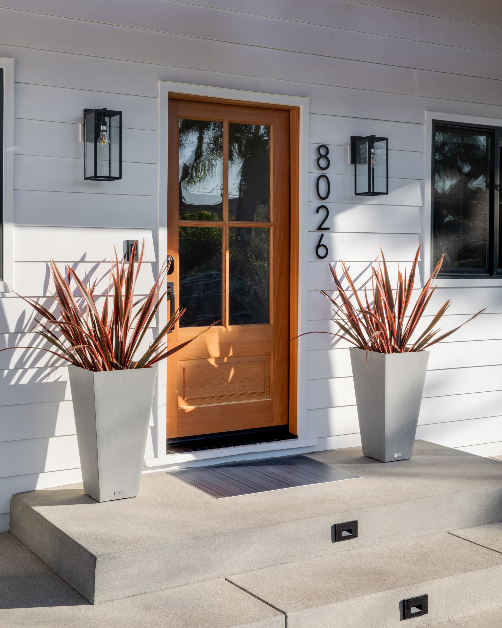 Veradek MV32C-2PK Planter-Window-Box - View #7