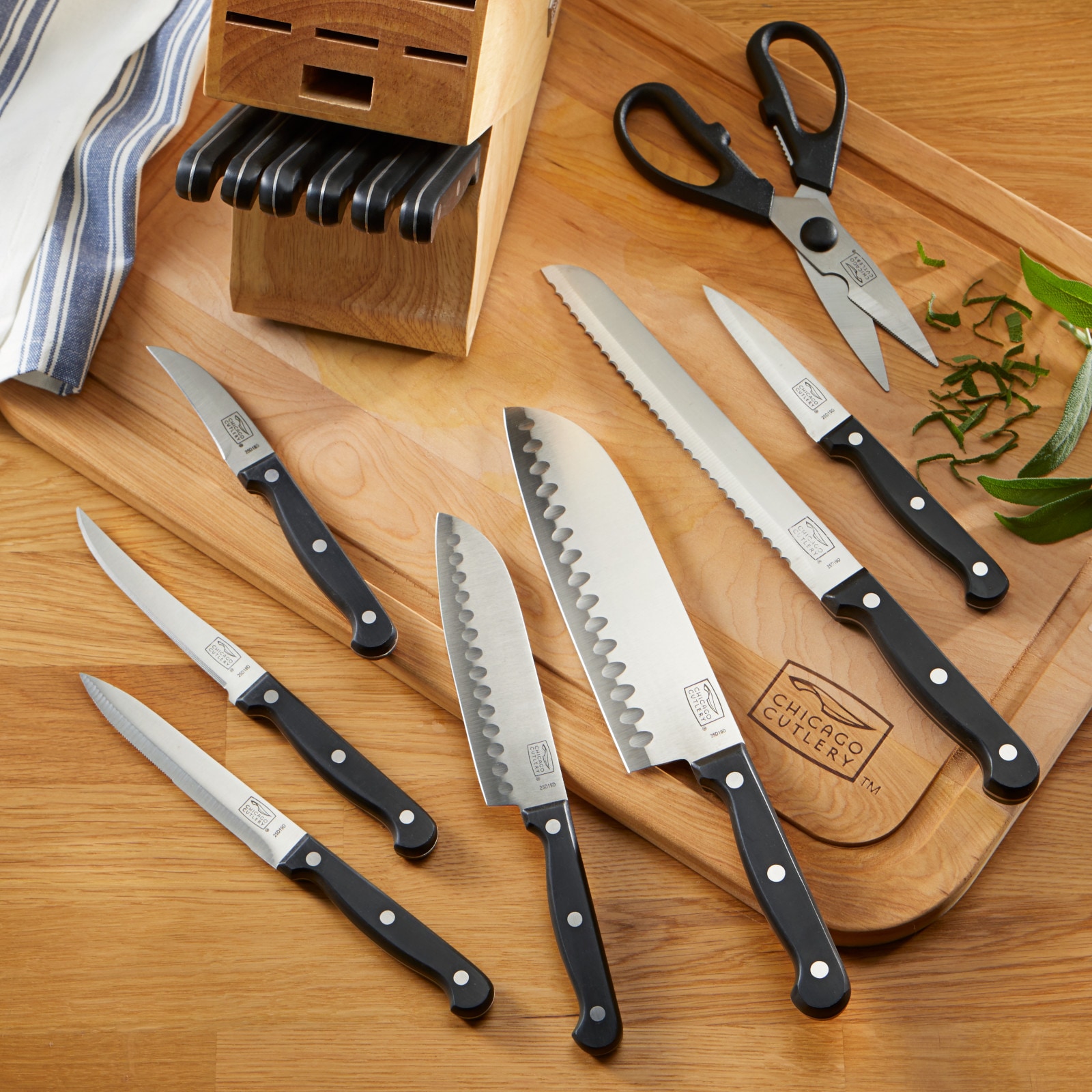 Chicago Cutlery Essentials 5 Piece Block Set - Blade HQ