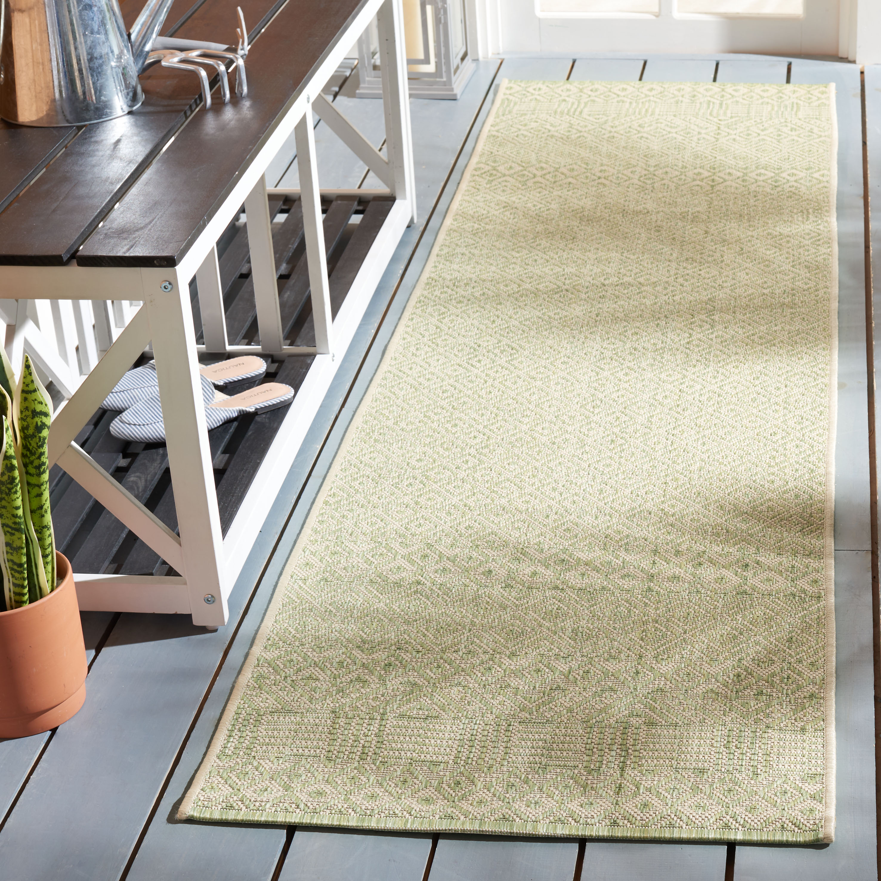 Safavieh CY6235-21812-28 Courtyard 2 x 8 (ft) Loomed Synthetic Beige/Green Rectangular Indoor/Outdoor Geometric Southwestern Runner rug