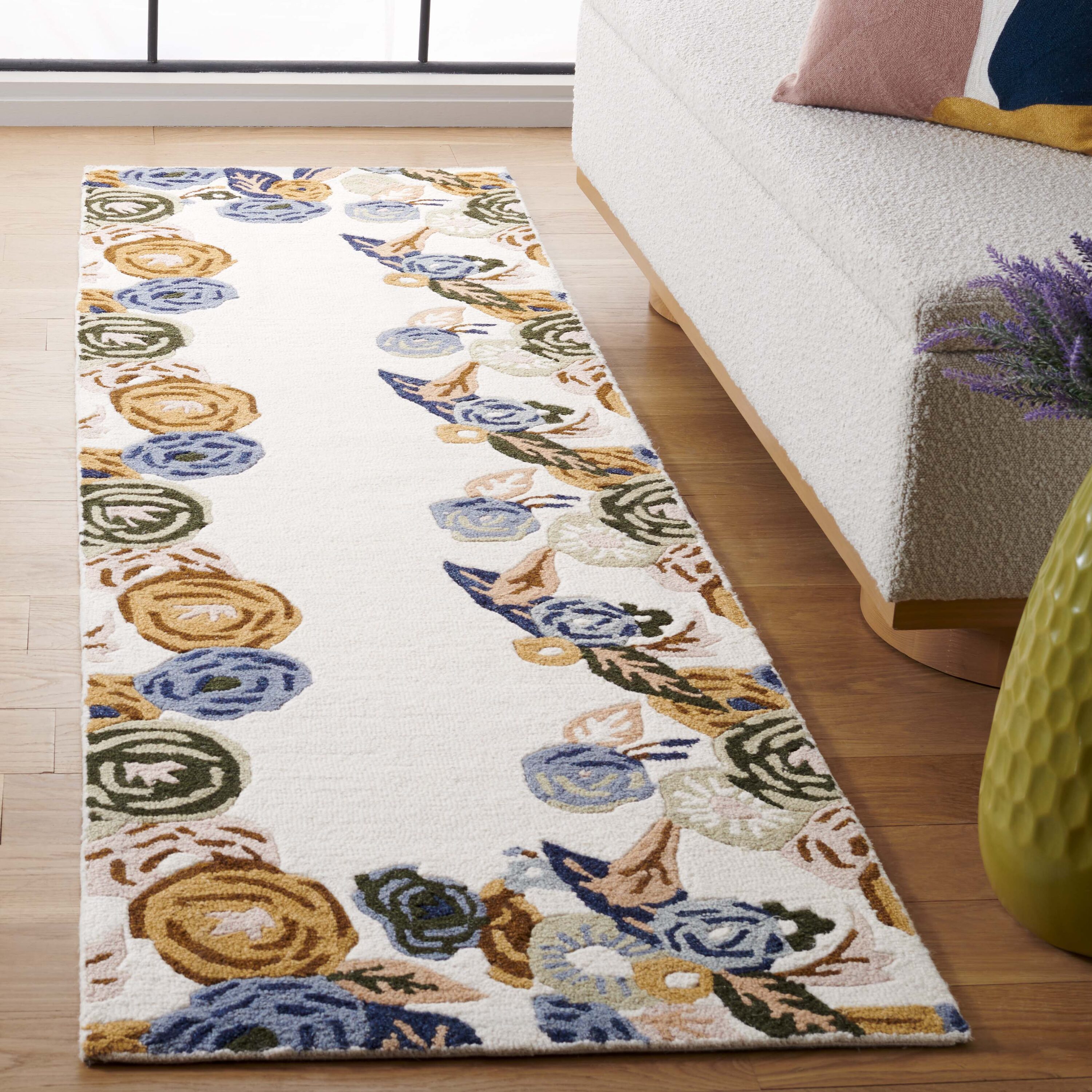  Chelsea Hooked Rug 292 Ivory/Blue Country Floral 2ft-3in x 8ft Runner Rug