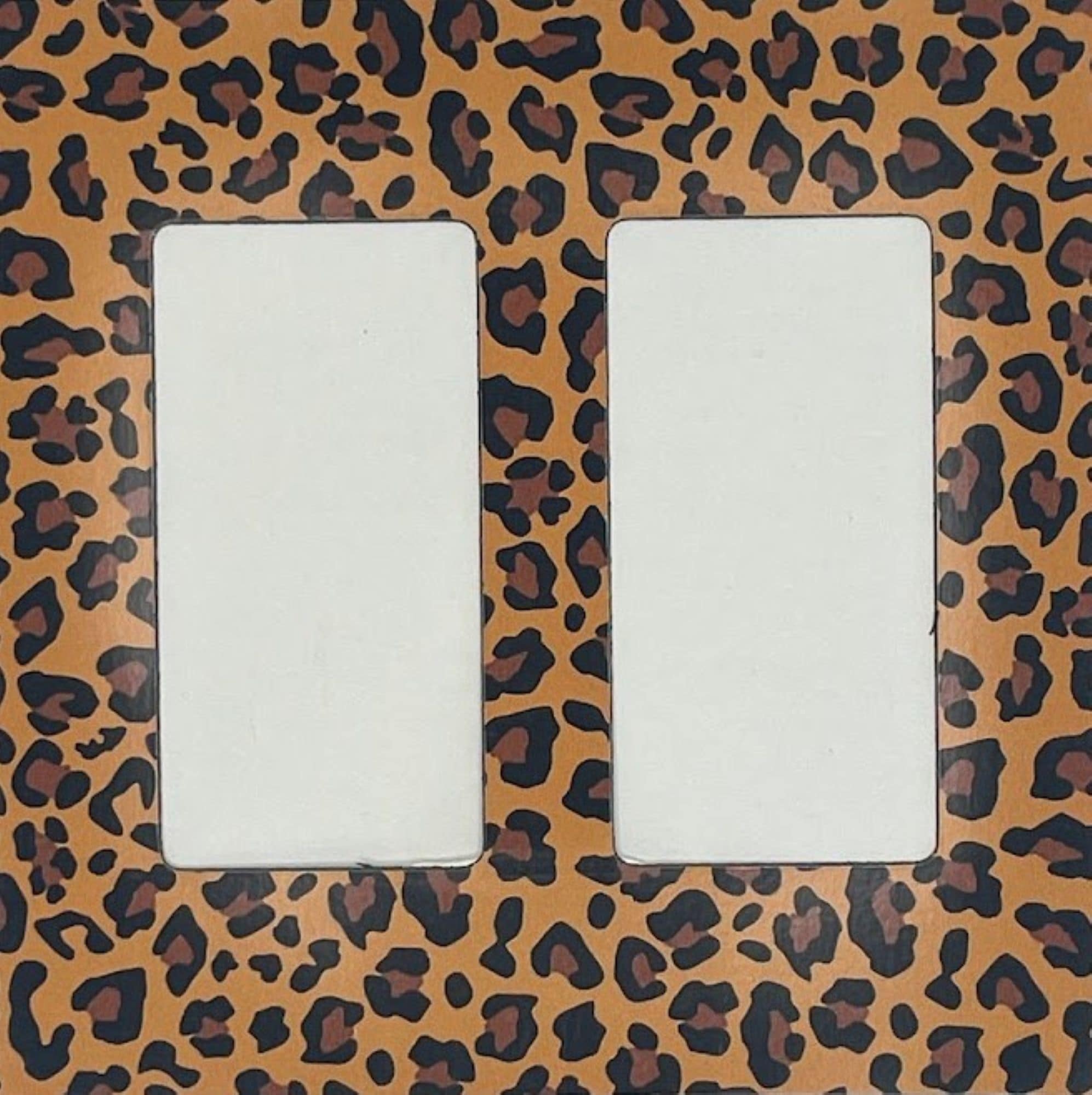 Switch Ups 423577 Leopard print 2-Gang Jumbo Size Magnetic Leopard Polyresin Indoor Decorator Wall Plate
