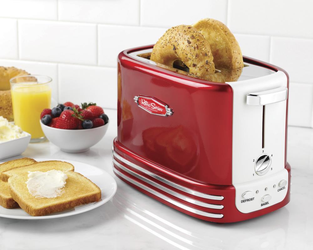 Nostalgia 2-Slice Red 900-Watt Toaster in the Toasters department at ...