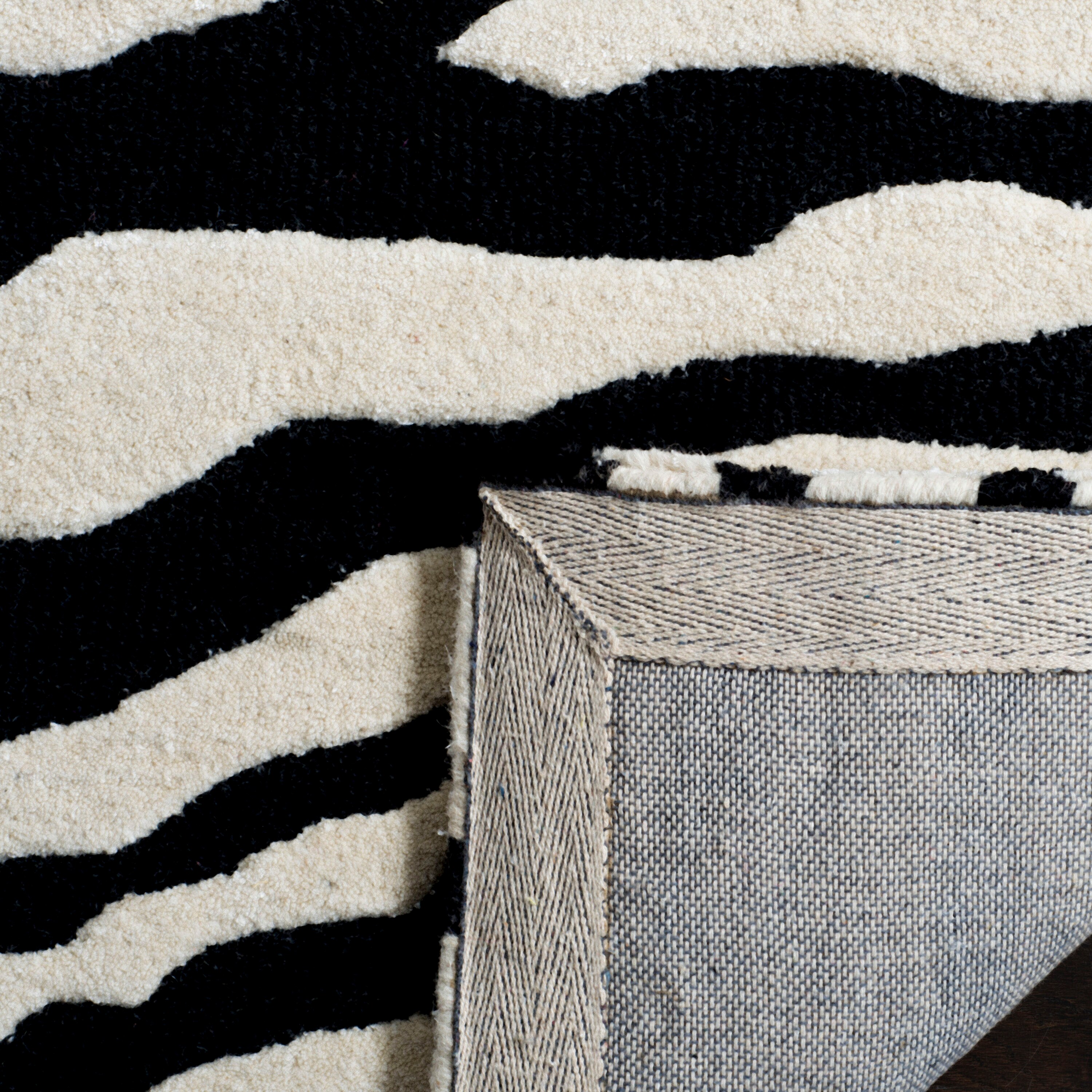 Safavieh SOH257Z-8 rugs - View #3