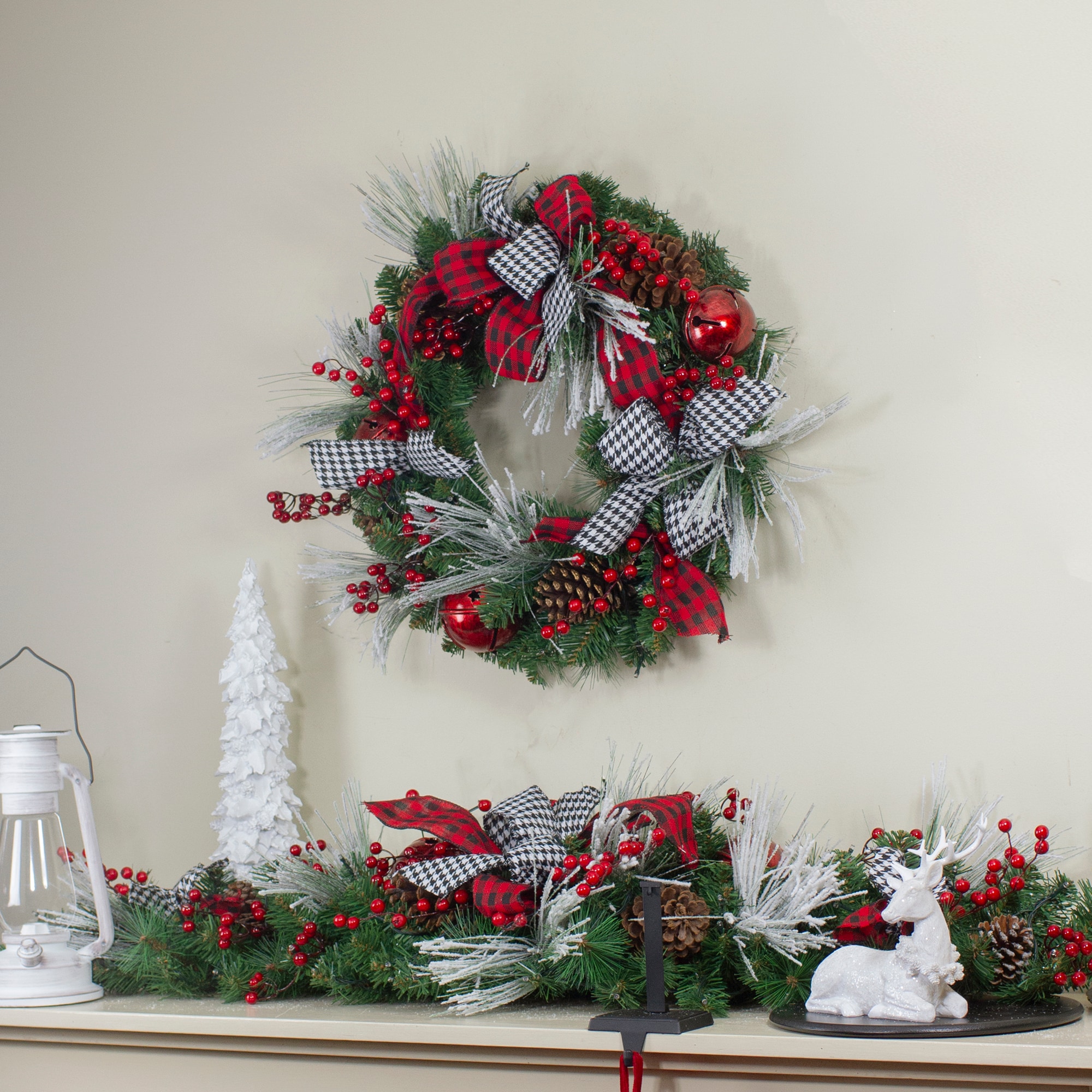 Northlight 34317255 Artificial-Christmas-Wreaths - View #2