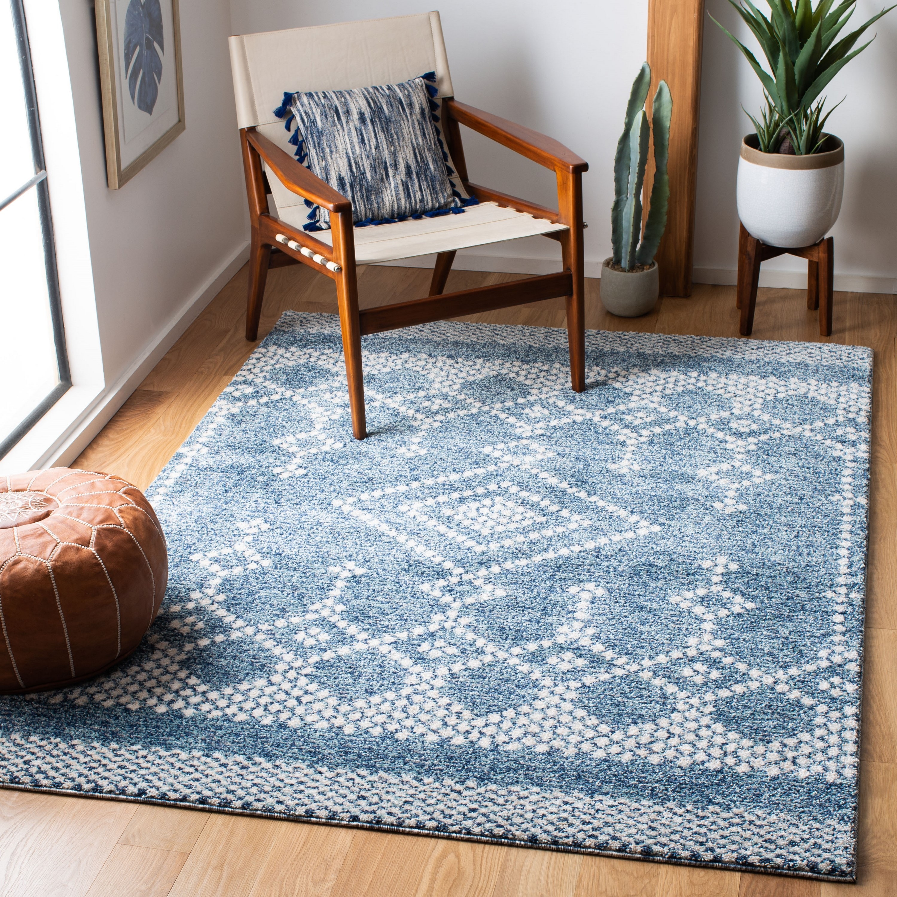 Safavieh TUN741N-4 Tunisia Friedeborg 4 x 6 (ft) Loomed Polypropylene Navy/Ivory Rectangular Indoor Abstract Bohemian/Eclectic Area rug
