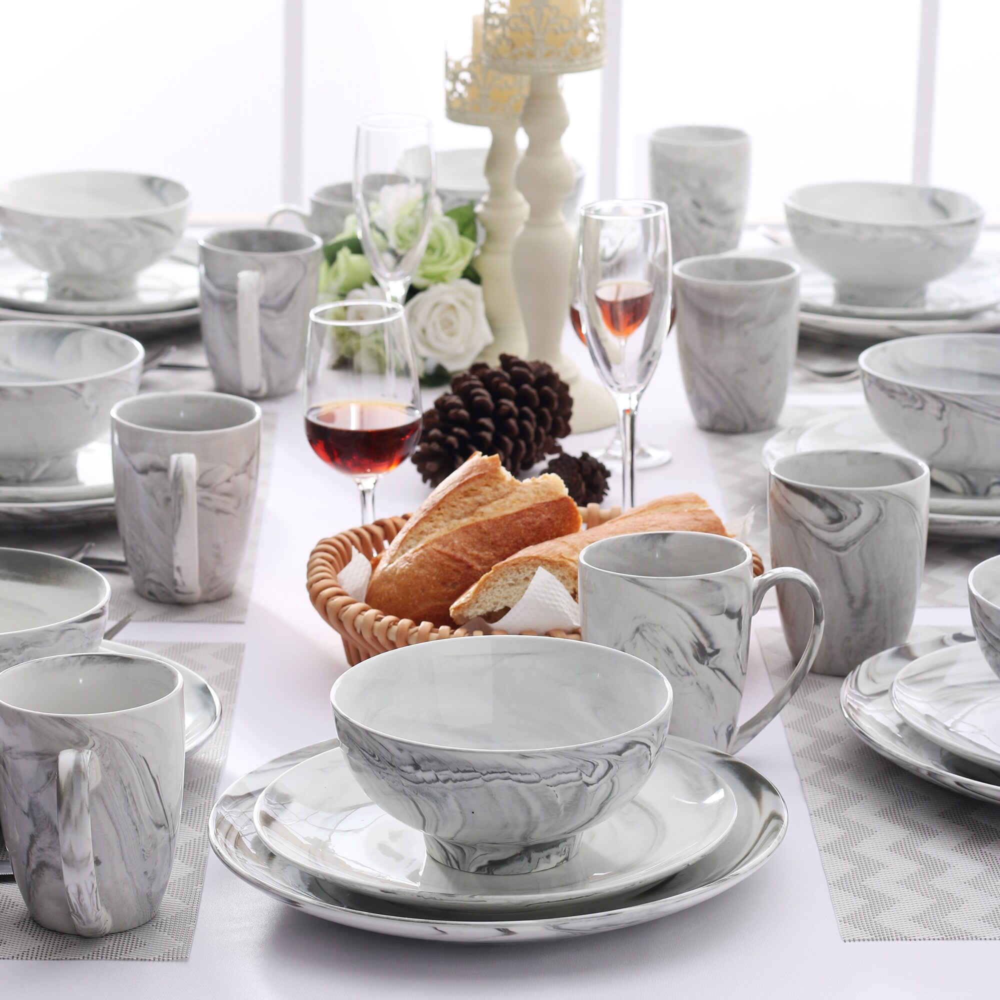 MALACASA Series Felisa, 18-Piece Porcelain Dinnerware Set Red