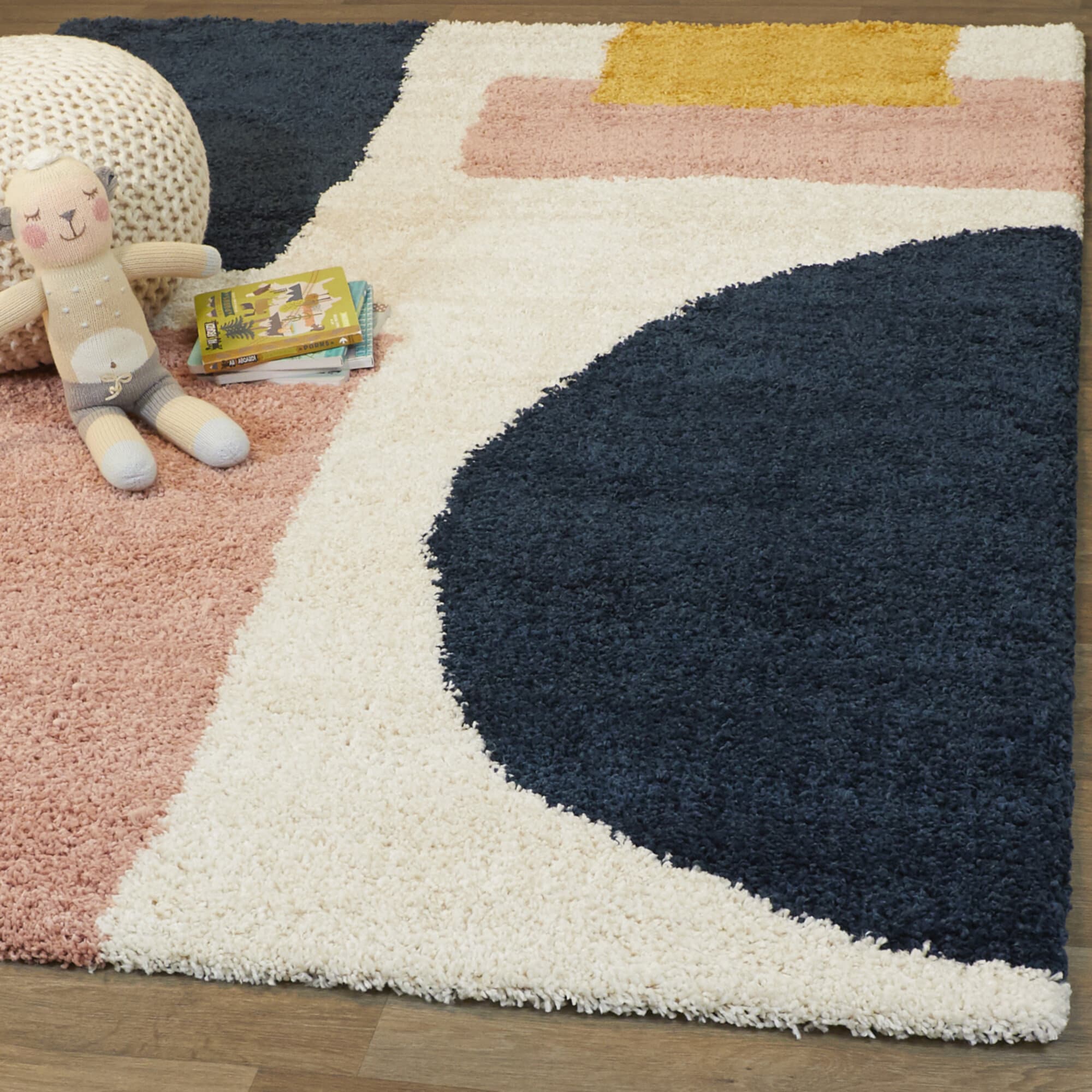 Balta 3091691 5 x 7 (ft) Loomed Polypropylene Navy Rectangular Indoor Geometric Mid-Century Modern Area rug
