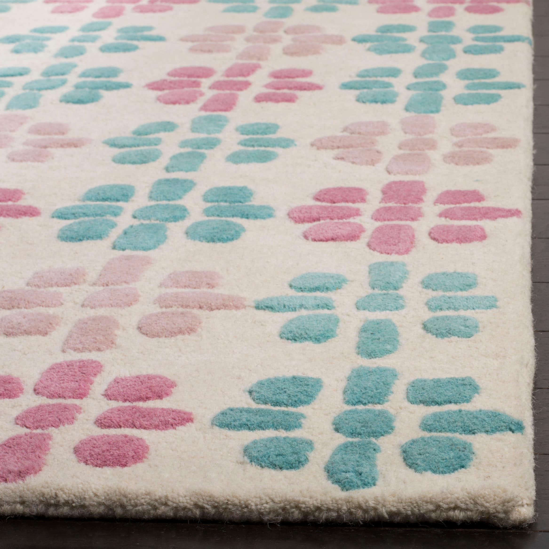 Safavieh SOH756A-28 rugs - View #3