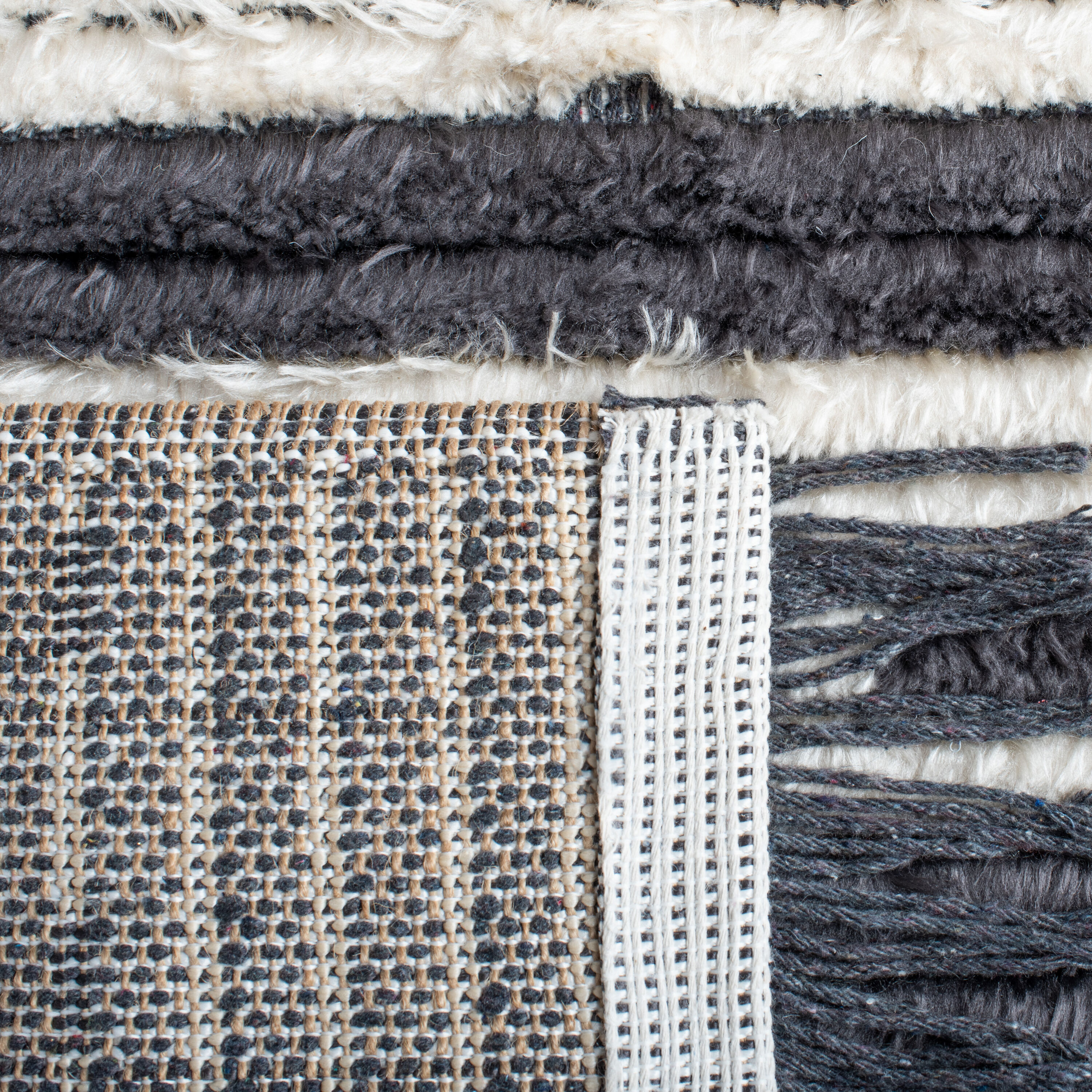 Safavieh BUR226A-7SQ rugs - View #3