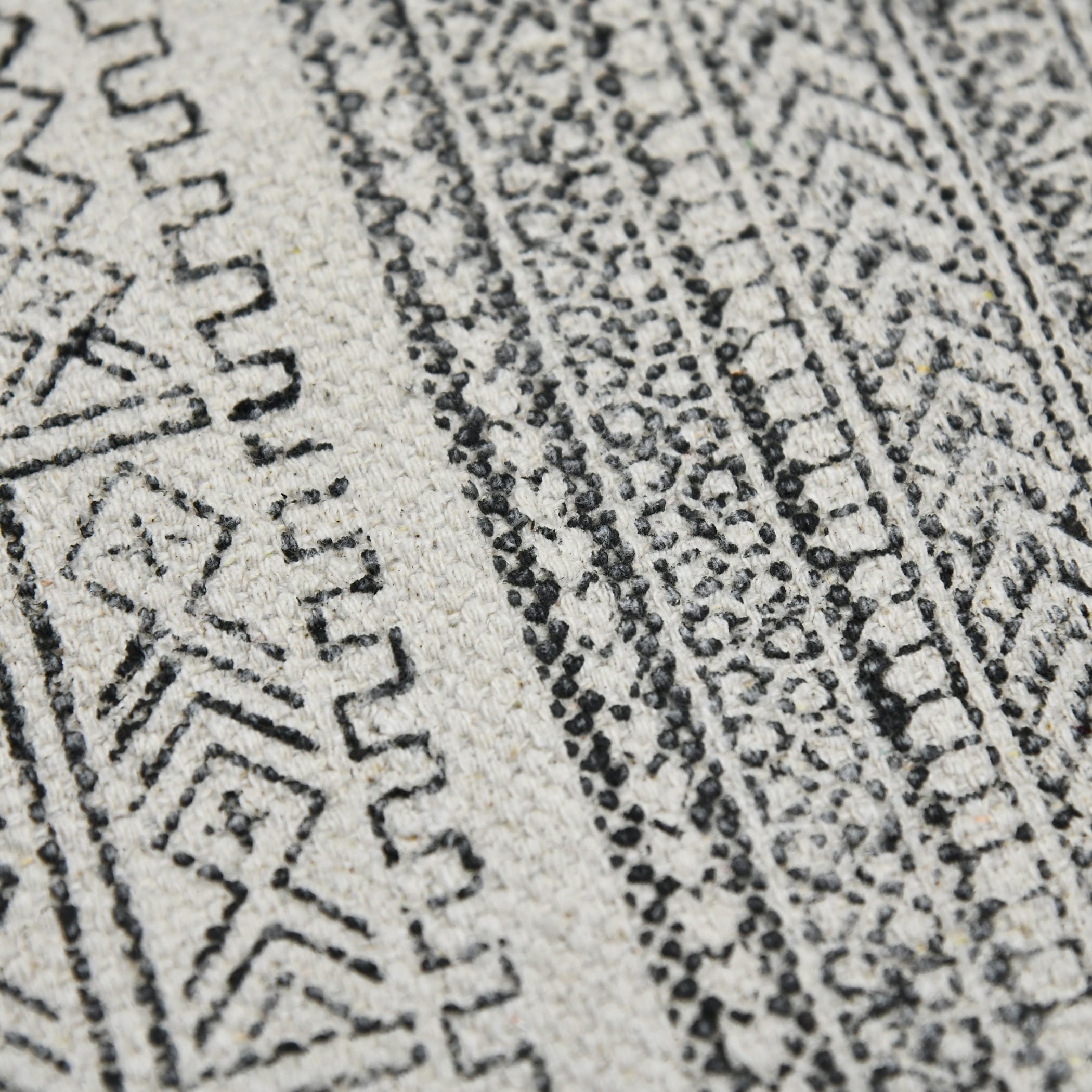 Gray Geometric Cotton Handmade Rectangular Area Rug 7'6" x 10'