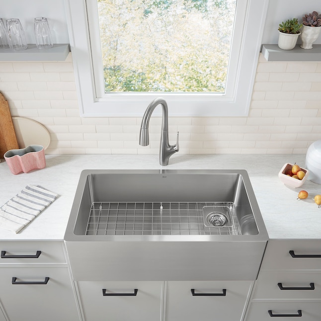 American Standard Avery Farmhouse A, Can You Put A Farmhouse Sink In Regular Cabinet