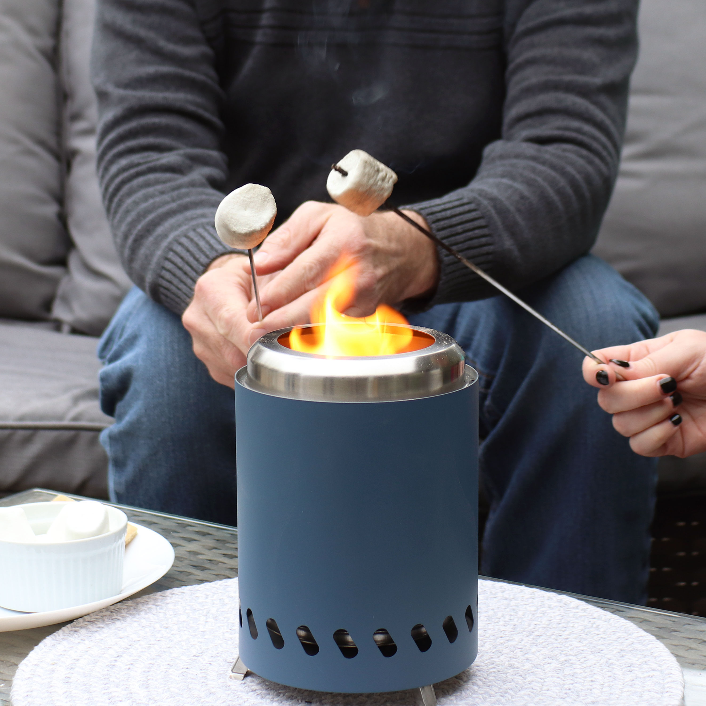 Sunnydaze Decor YK-830 5.5-in W Blue Stainless steel Wood-Burning Fire Pit