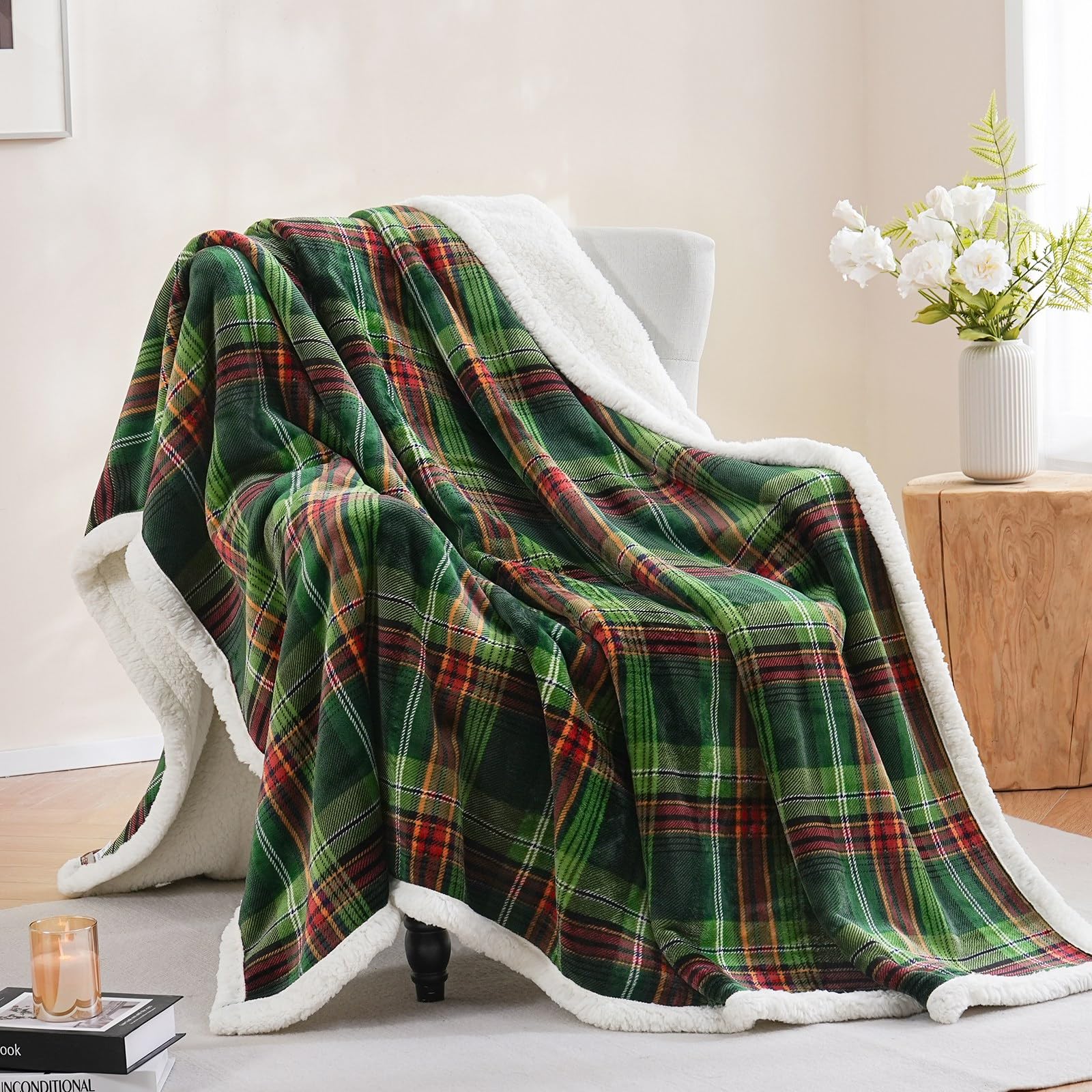 PUPWE Chrismas Green Checkered 60x80 in Reversible Sherpa Fleece Throw Blanket Plush Flannel Warm Cozy Machine Washable Decorative Gift