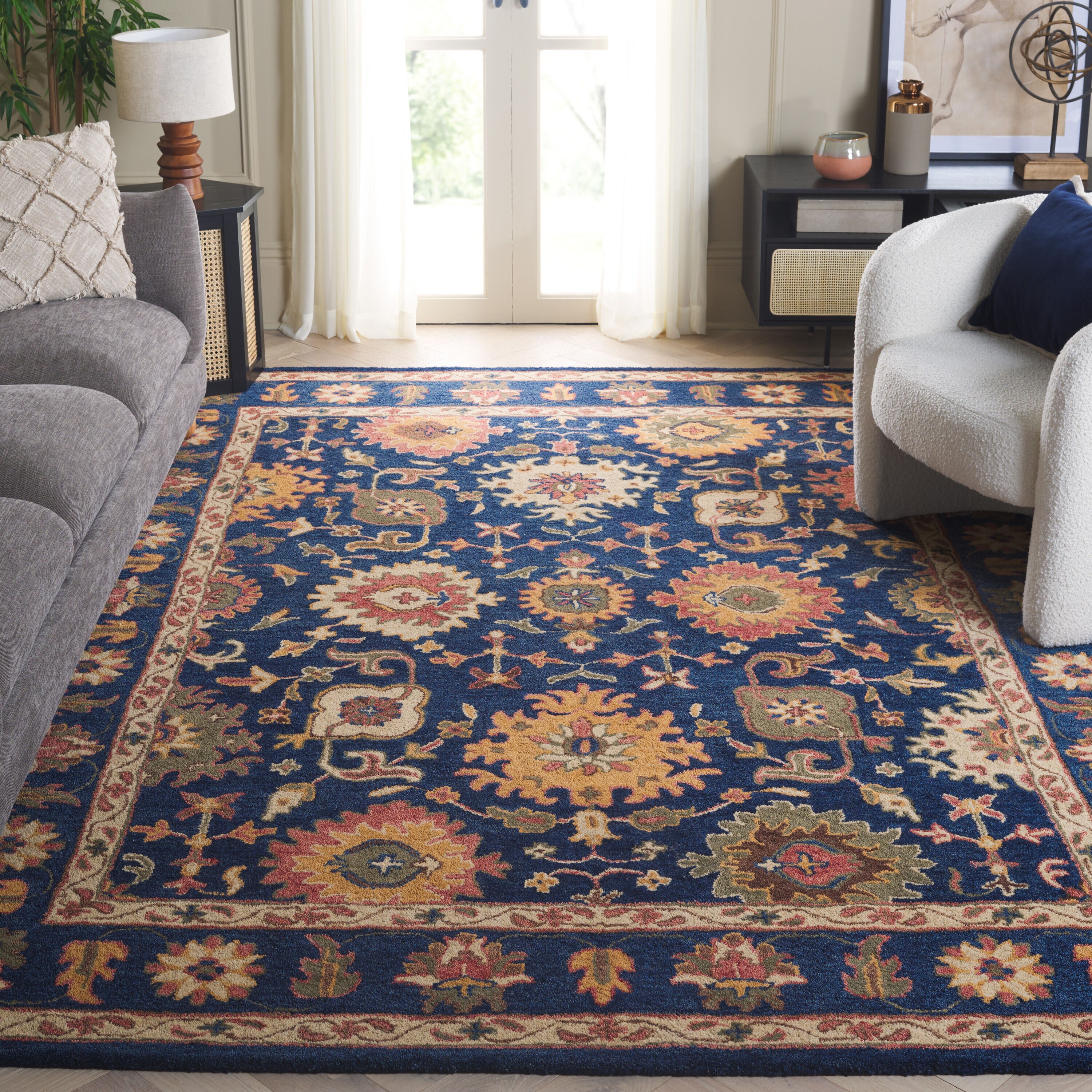  Antiquity 511 Navy/Beige Traditional 6ft x 9ft Medium Rectangle Rug
