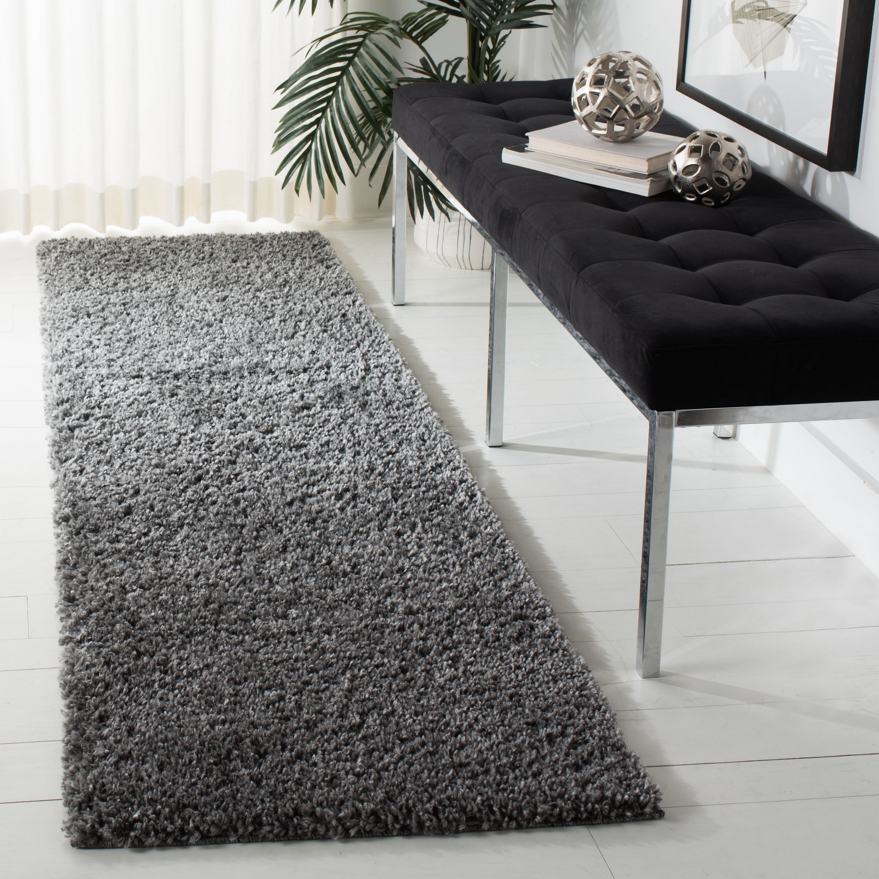 Safavieh AUG900F-28 August Shag 2 x 8 (ft) Loomed Polypropylene Gray Rectangular Indoor Solid Farmhouse/Cottage Runner rug