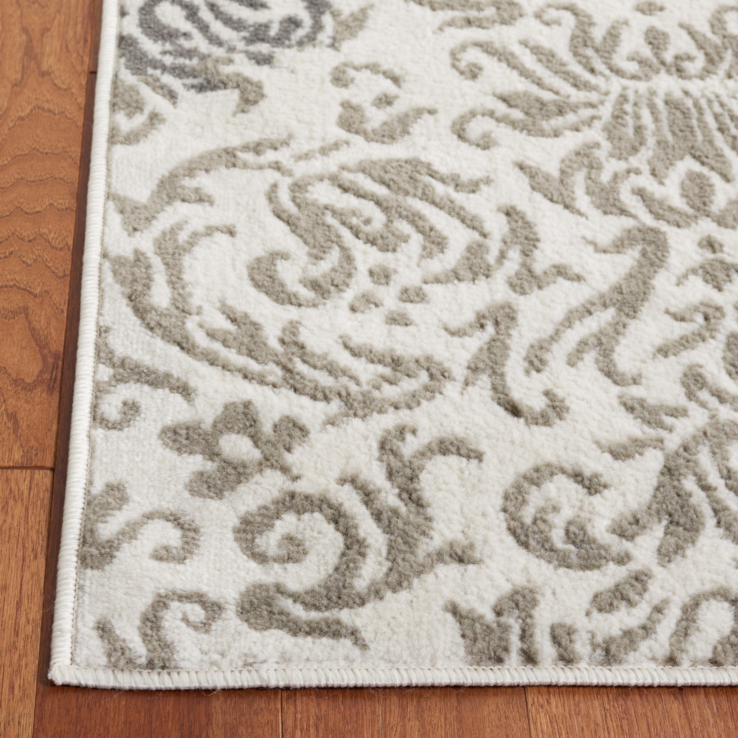 Safavieh PYR210A-5 rugs - View #3