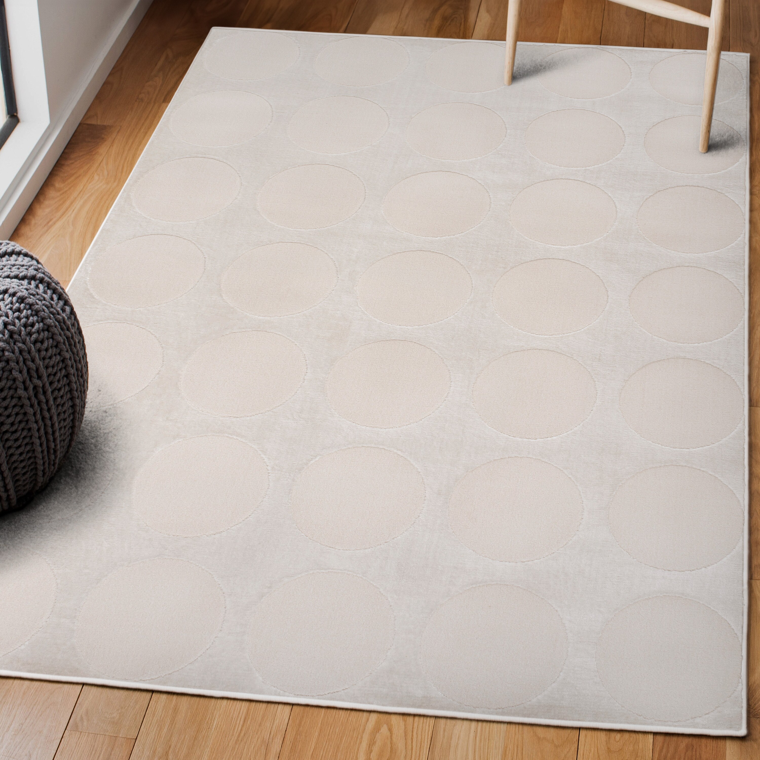 JONATHAN  Y SND105B-5 SANDSTONE Adrian Circles Dot 5 x 8 (ft) Loomed Polyester White/Cream Rectangular Indoor/Outdoor Geometric Bohemian/Eclectic Area rug