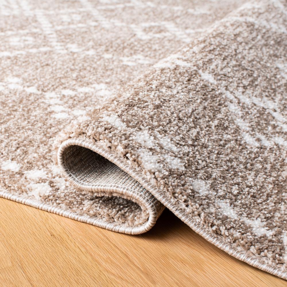 Safavieh TUN741E-7R rugs - View #5