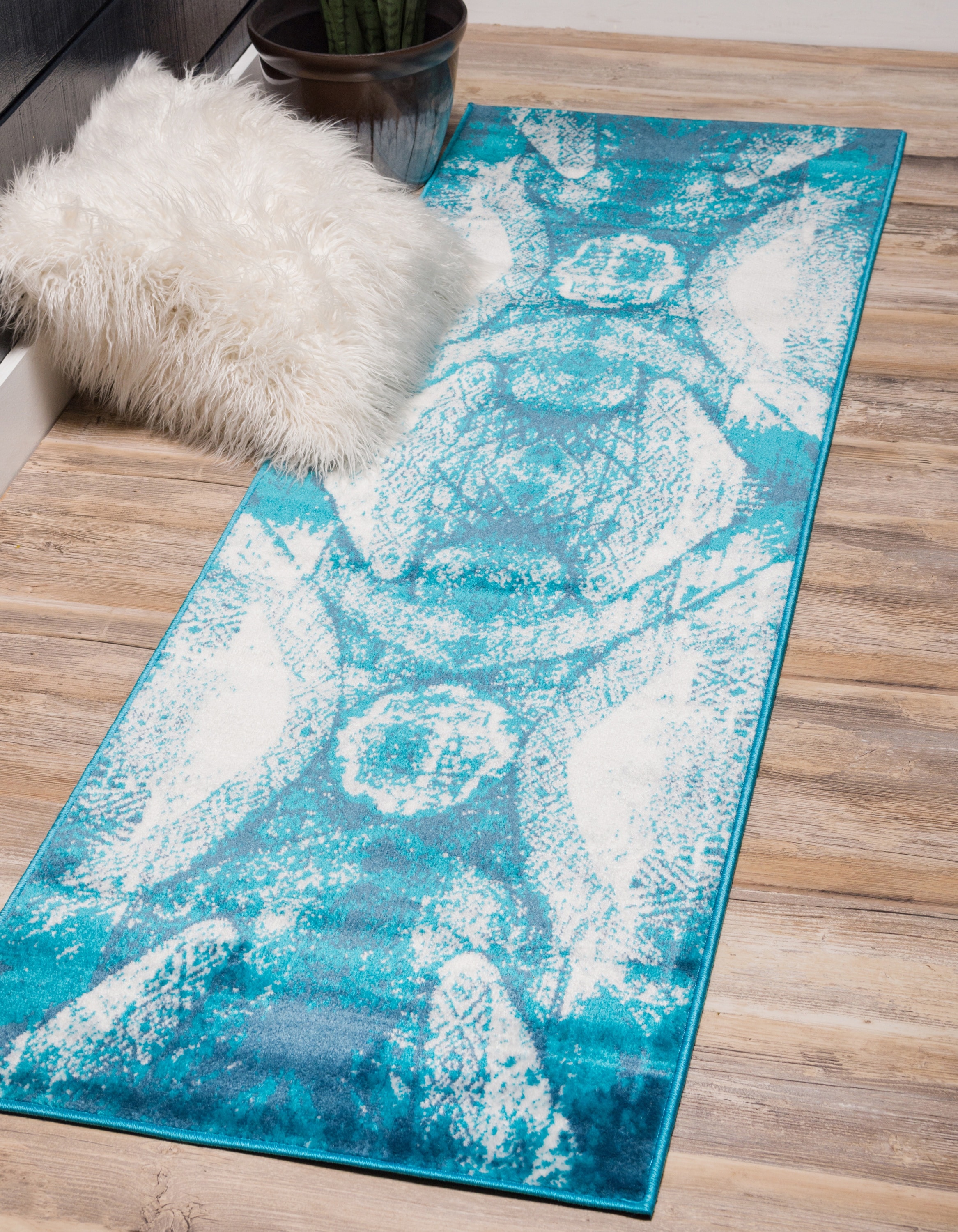 Unique Loom 3141562 Albert Sofia 2 x 10 (ft) Loomed Polypropylene Turquoise/Ivory Rectangular Indoor Geometric Bohemian/Eclectic Runner rug